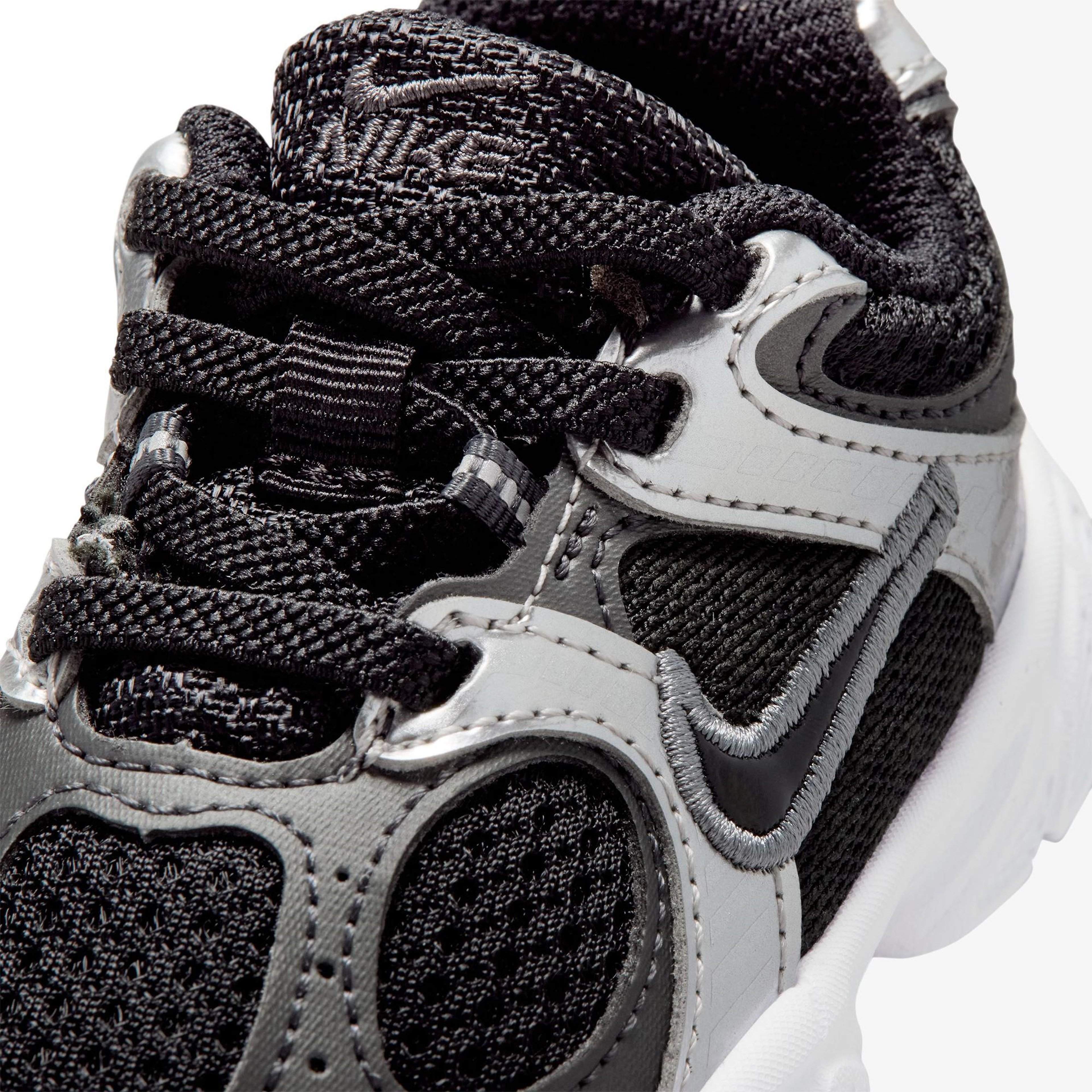 Nike V5 RNR Çocuk Siyah Spor Ayakkabı