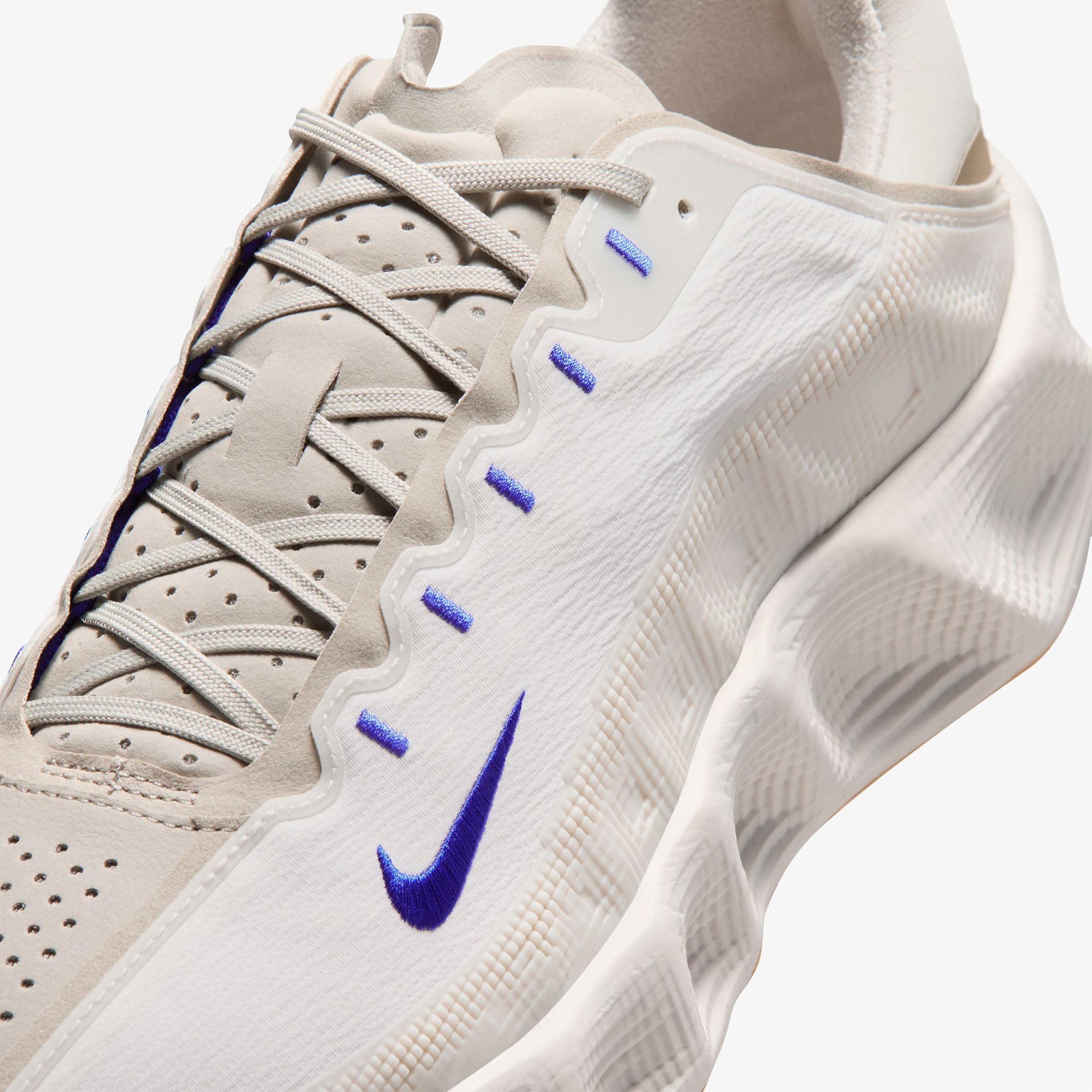 Nike Ava Rover Erkek Krem Rengi Spor Ayakkabı