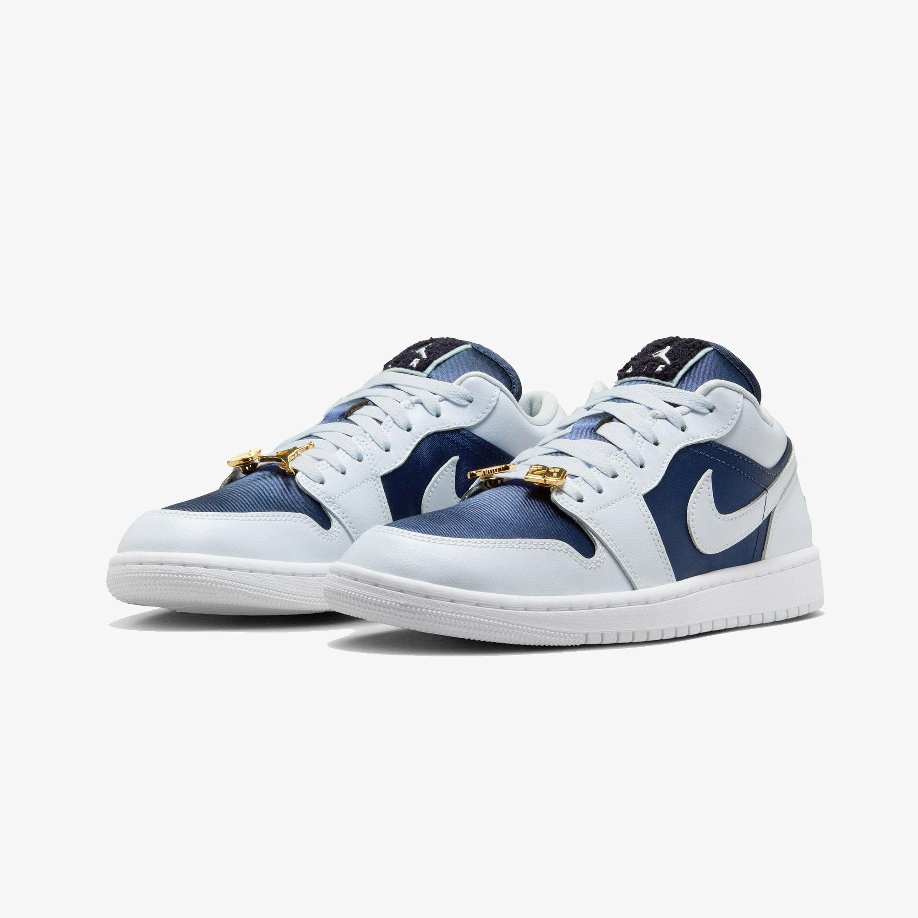Jordan Air 1 Low SE Kadın Beyaz Spor Ayakkabı
