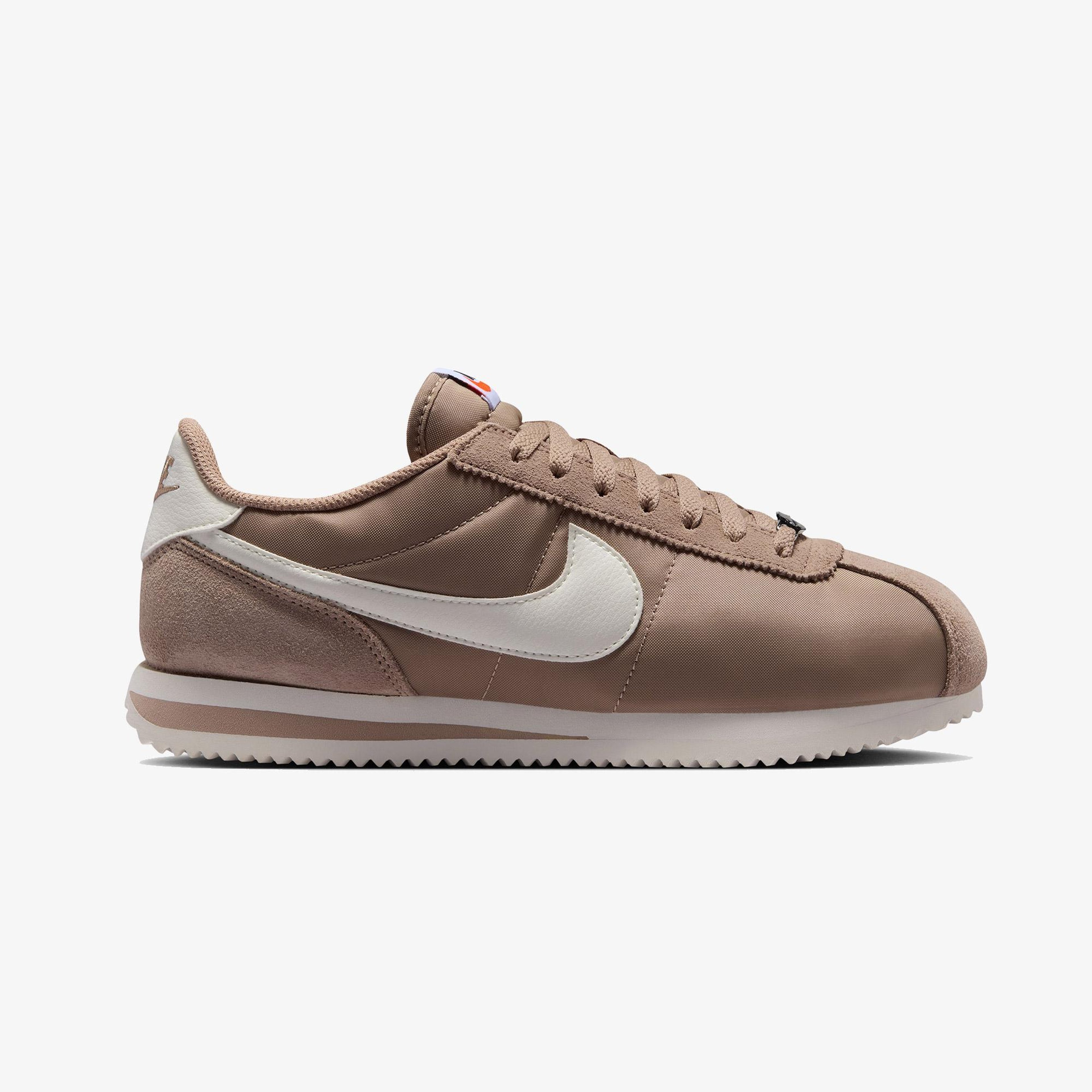 Nike Cortez Kadın Bej Spor Ayakkabı