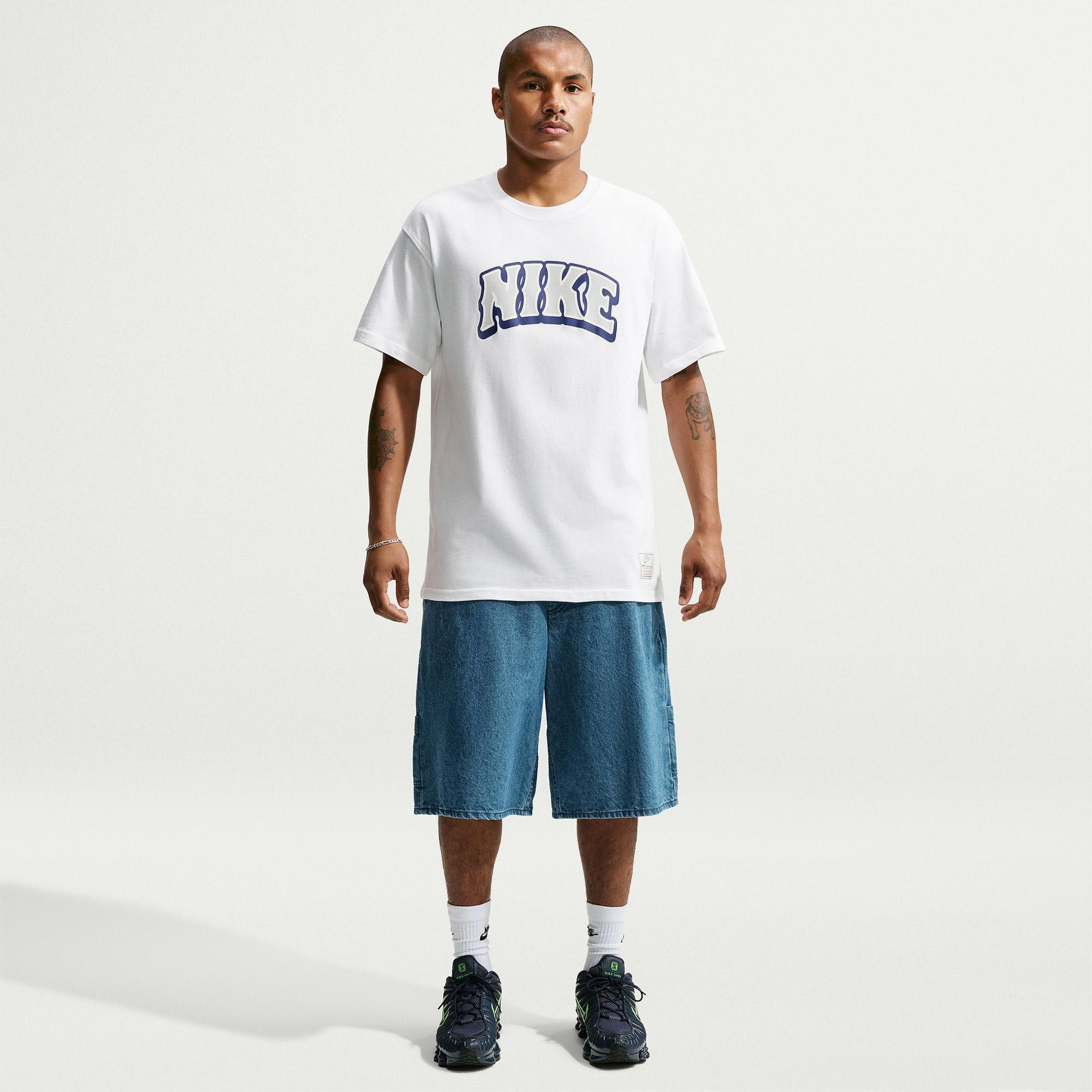 Nike Sportswear Loose Ball Erkek Beyaz T-Shirt
