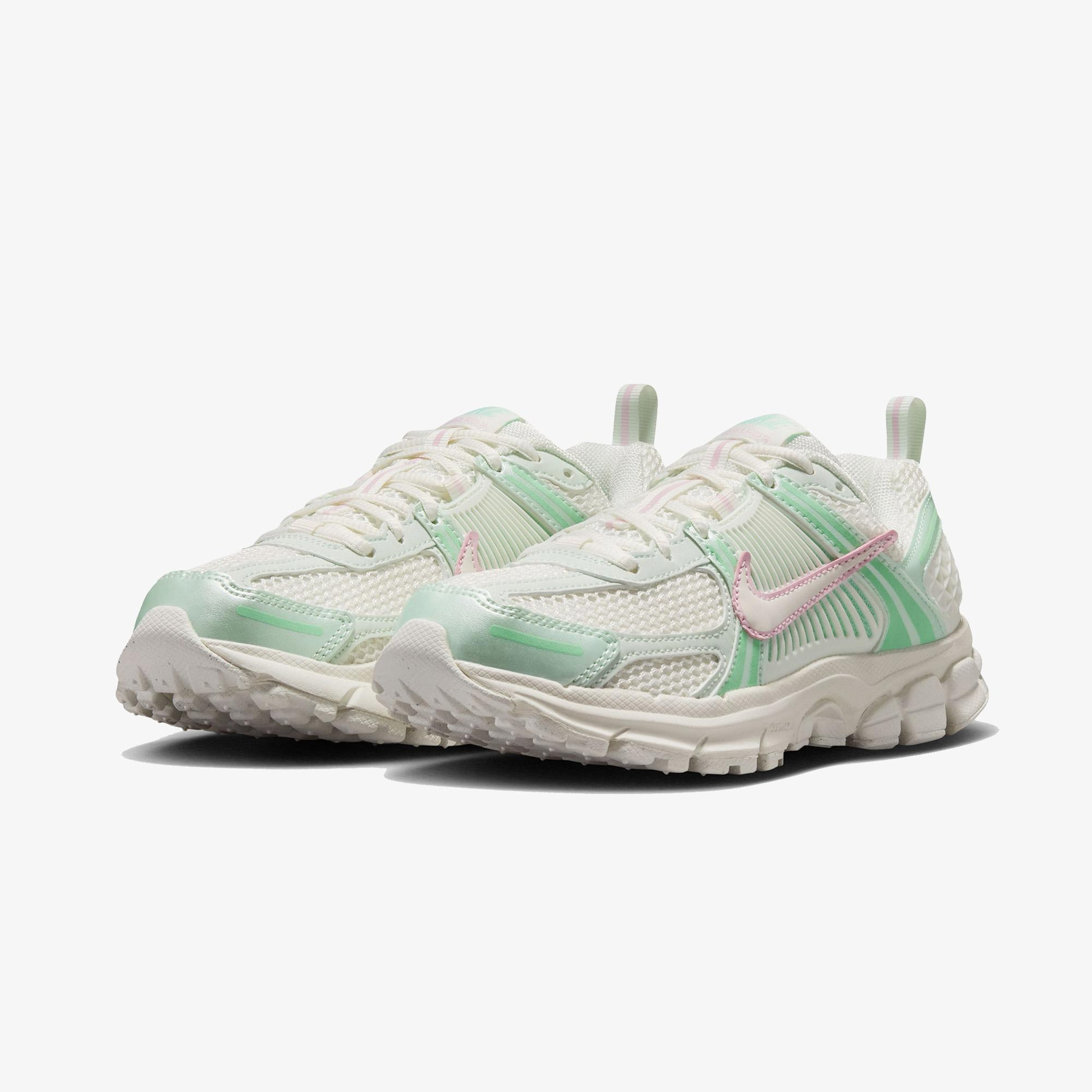 Nike Vomero 5 Yeşil Spor Ayakkabı