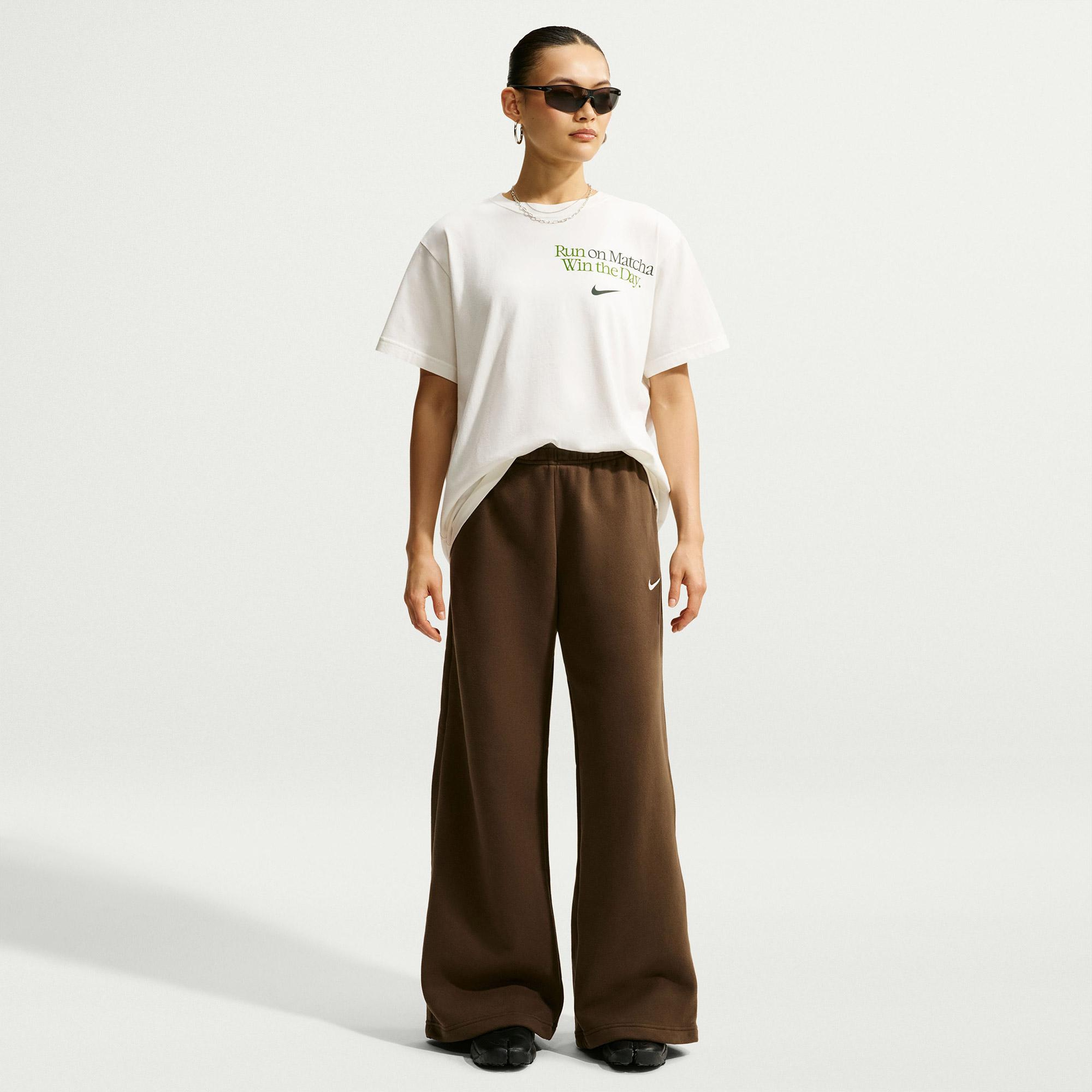 Nike Sportswear Classic Kadın Beyaz T-Shirt