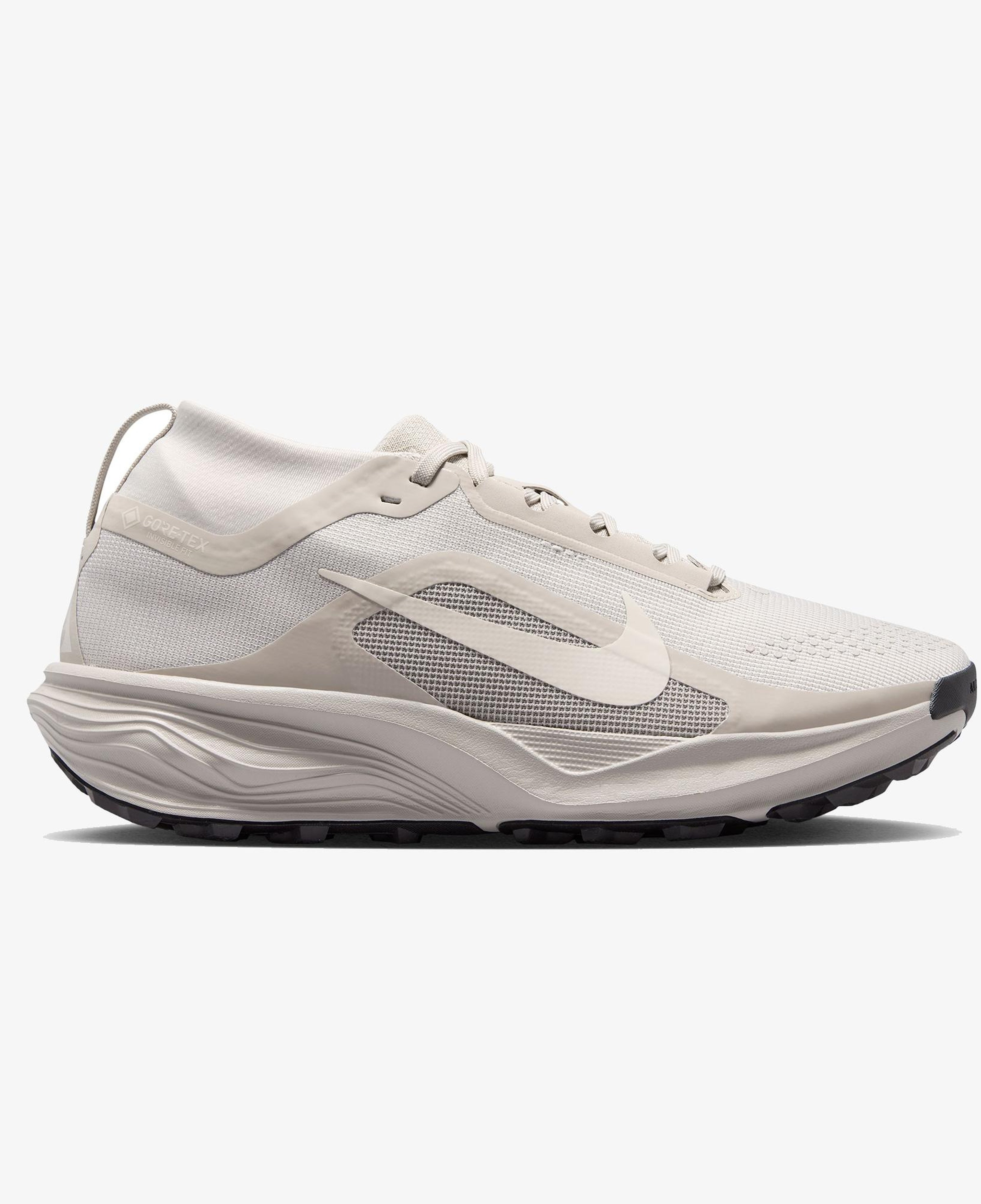 Nike ACG Pegasus Trail Gore-Tex Kadın Krem Rengi Spor Ayakkabı