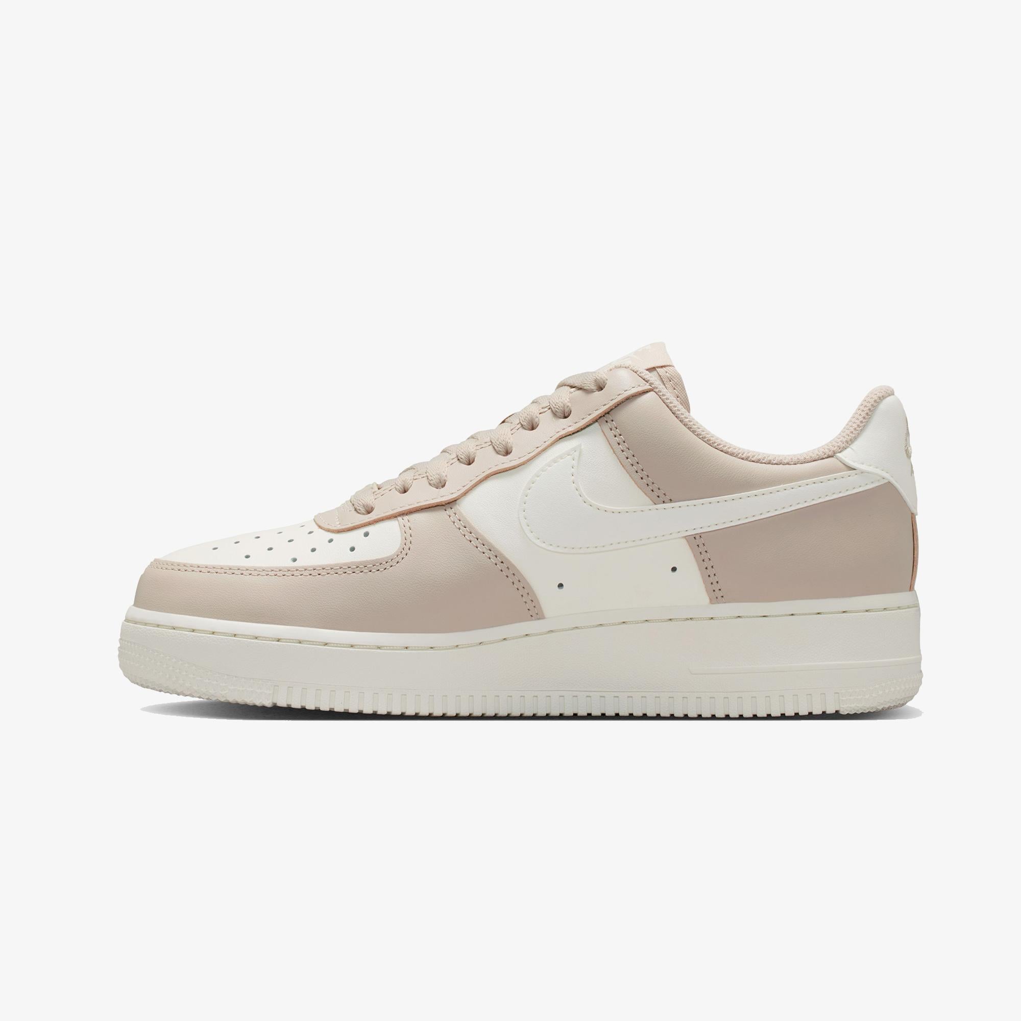 Nike Air Force 1 '07 Low Kadın Bej Spor Ayakkabı