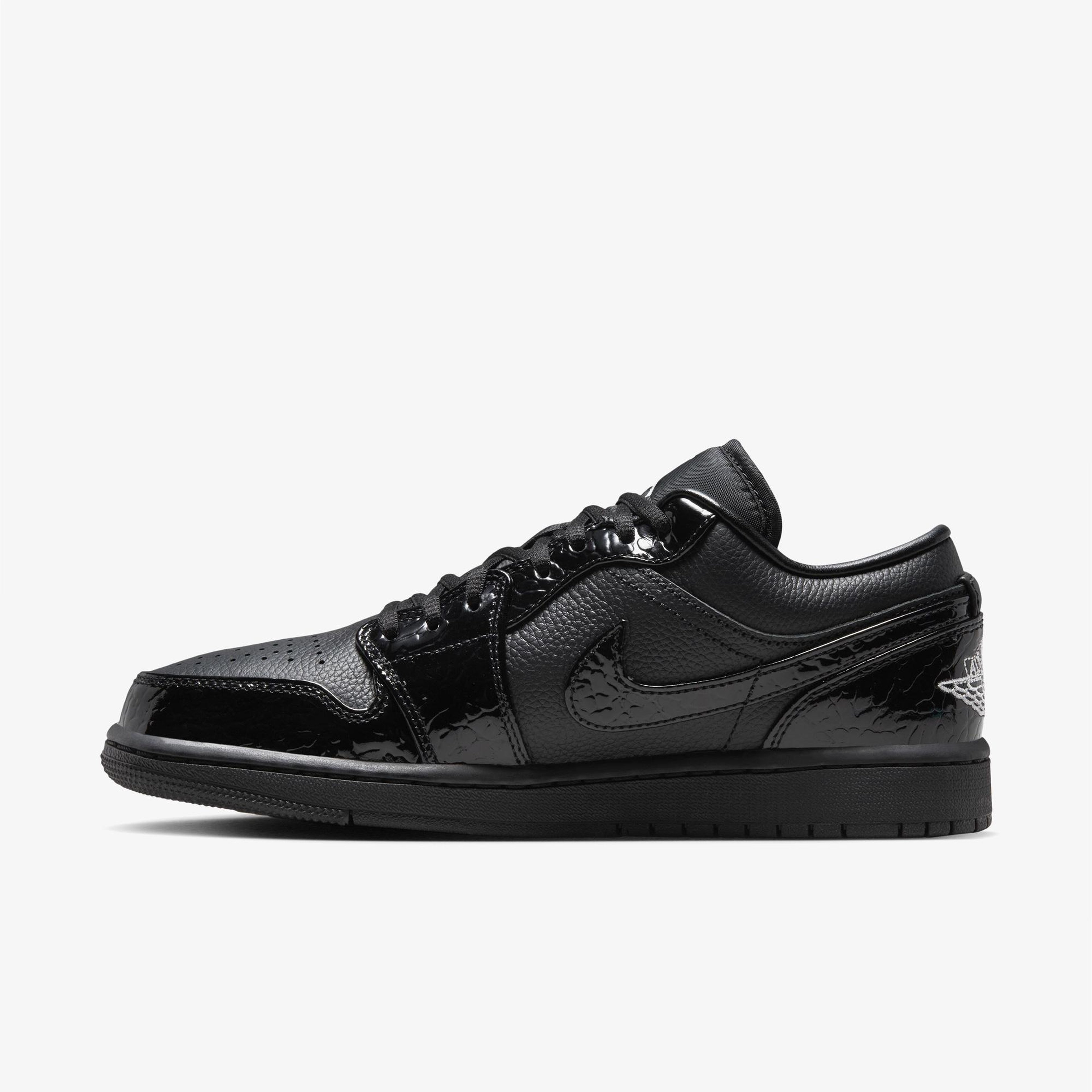 Jordan Air 1 Low SE Kadın Siyah Spor Ayakkabı