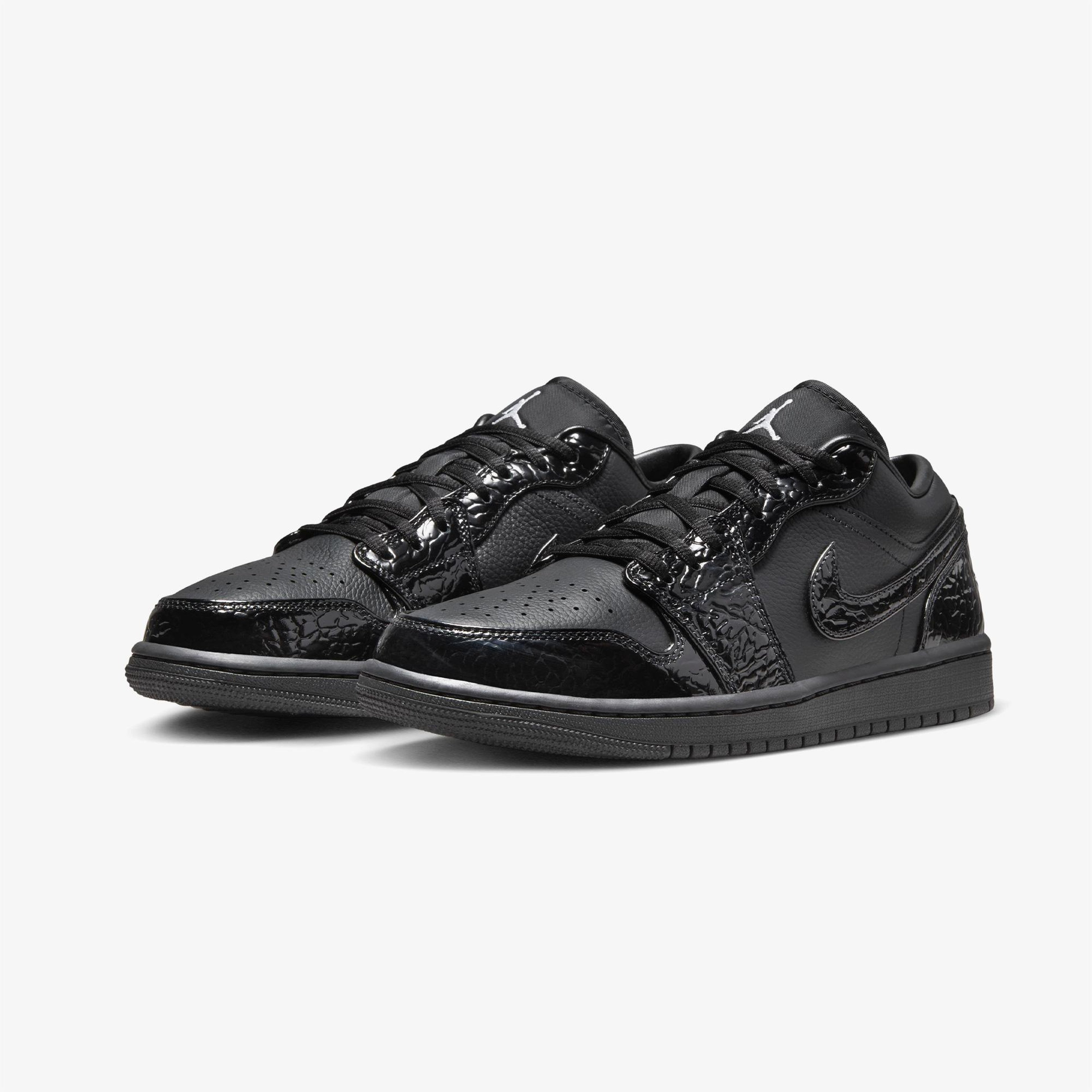Jordan Air 1 Low SE Kadın Siyah Spor Ayakkabı