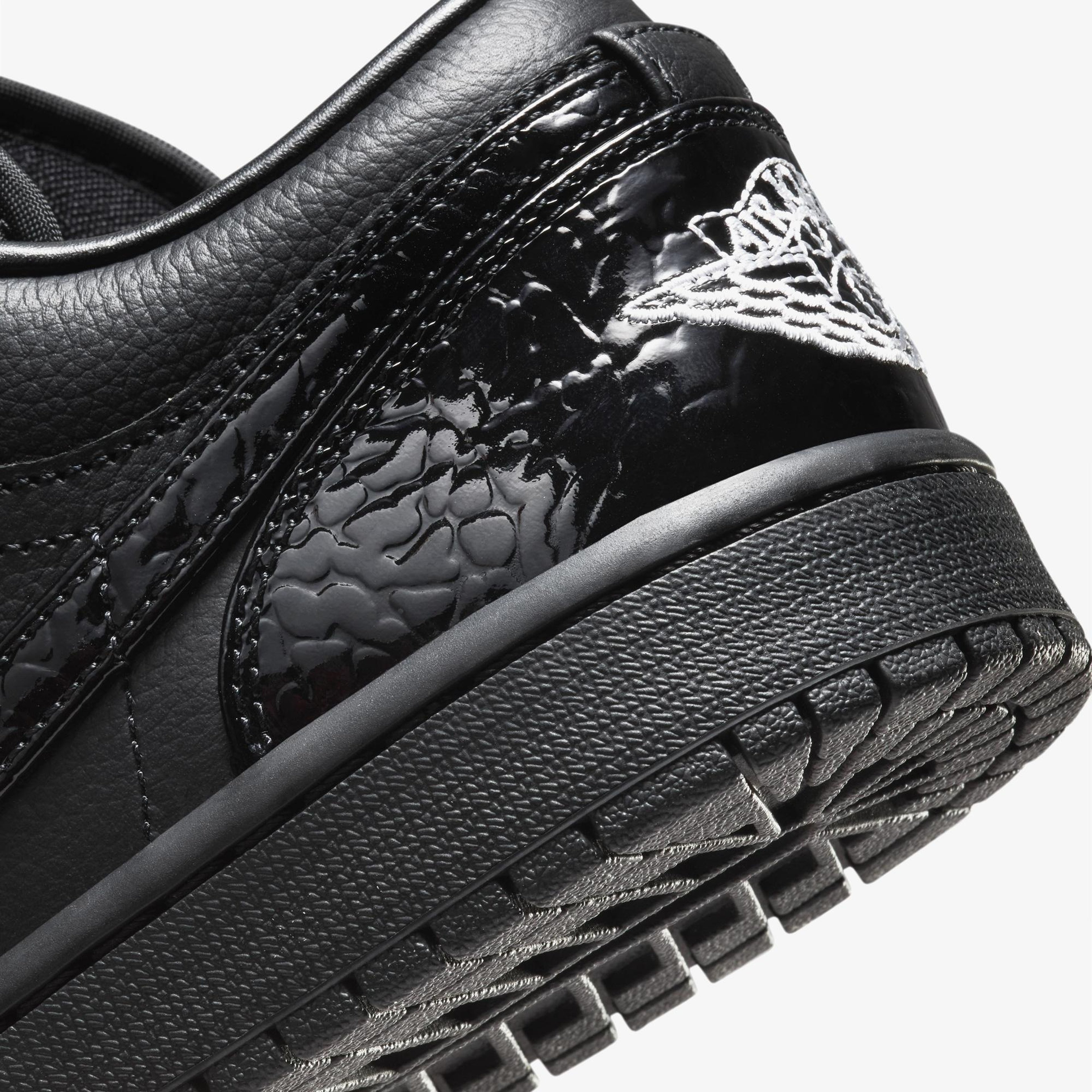 Jordan Air 1 Low SE Kadın Siyah Spor Ayakkabı
