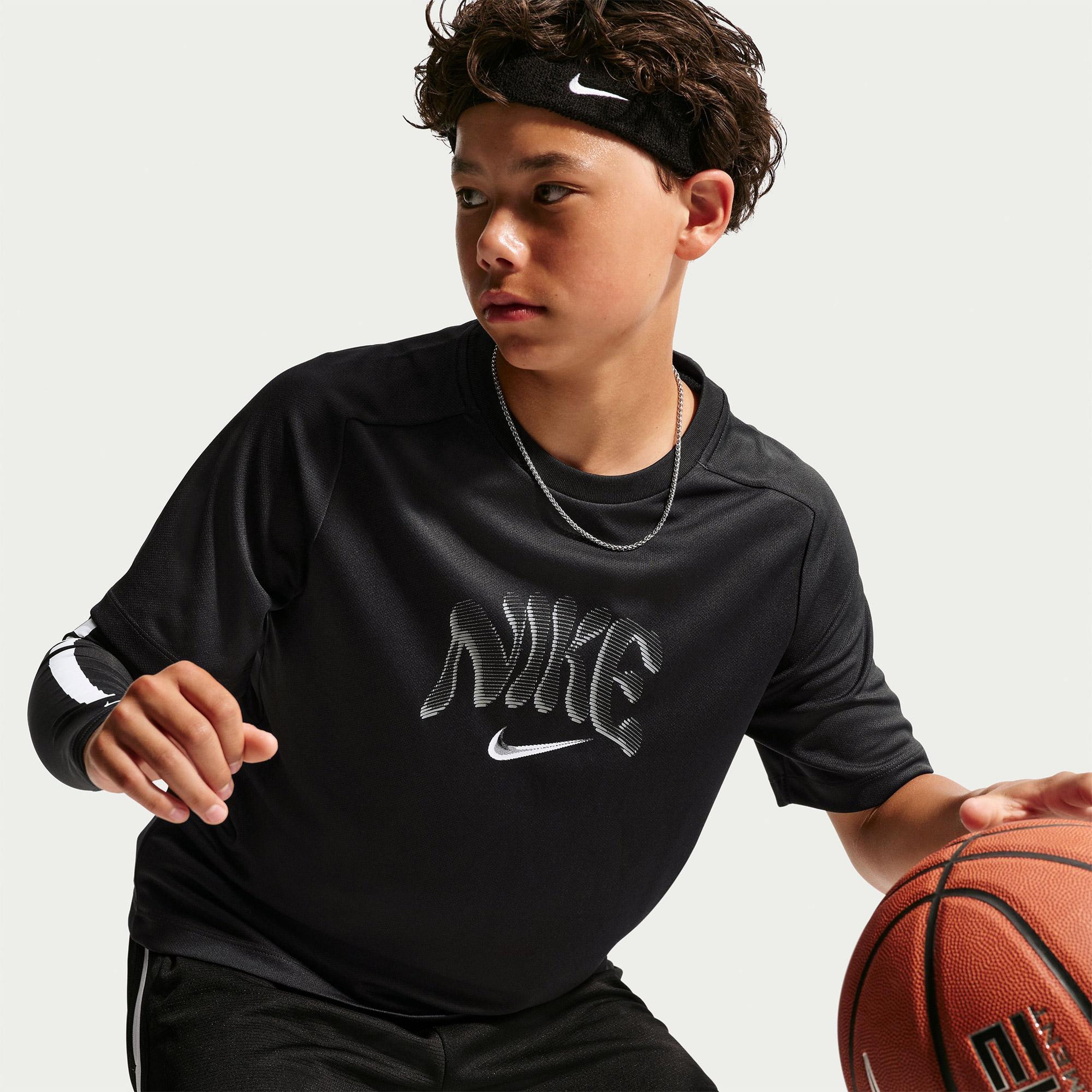 Nike Multi Refresh Genç Çocuk Siyah T-Shirt