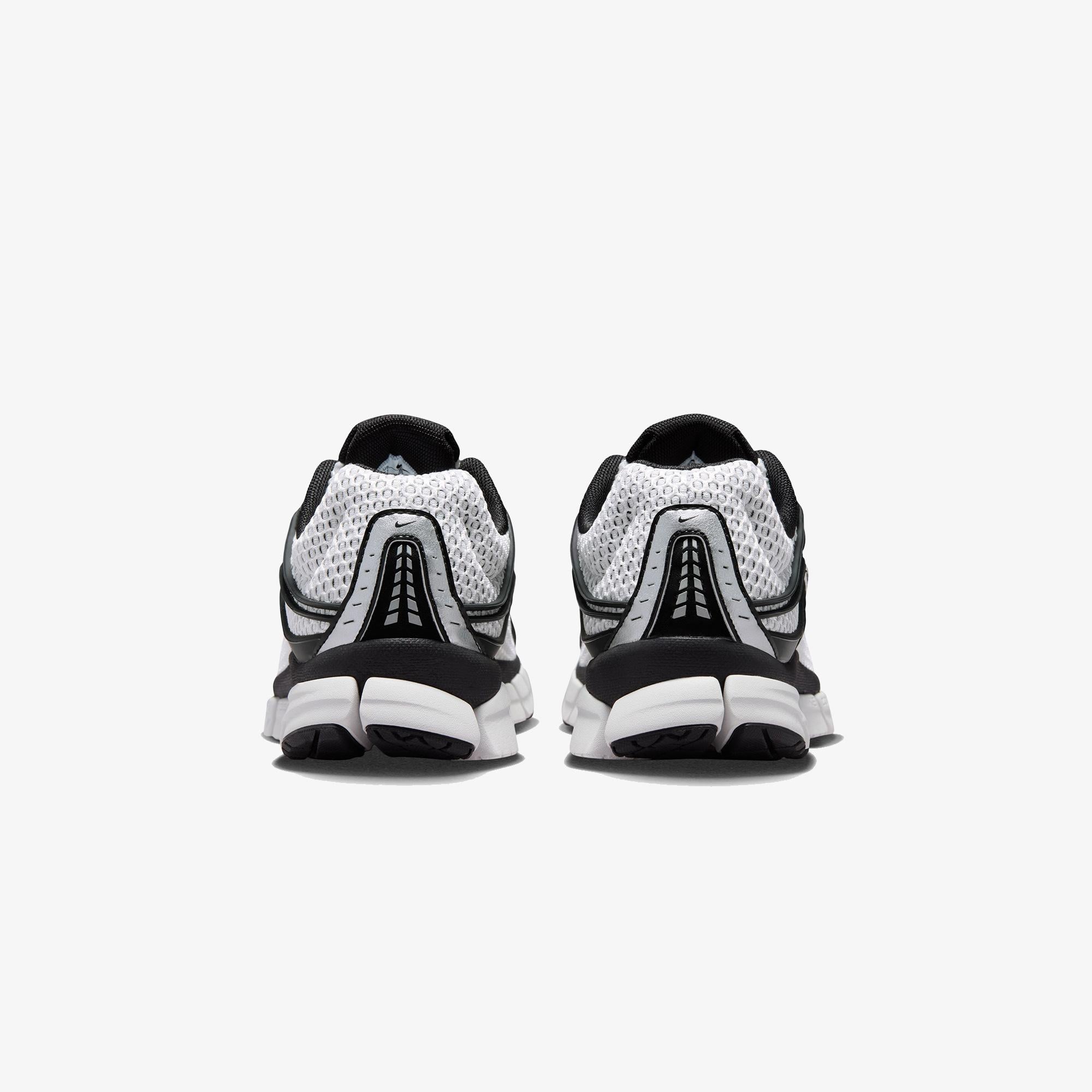 Nike Zoom Skylon 11 Erkek Gri Spor Ayakkabı
