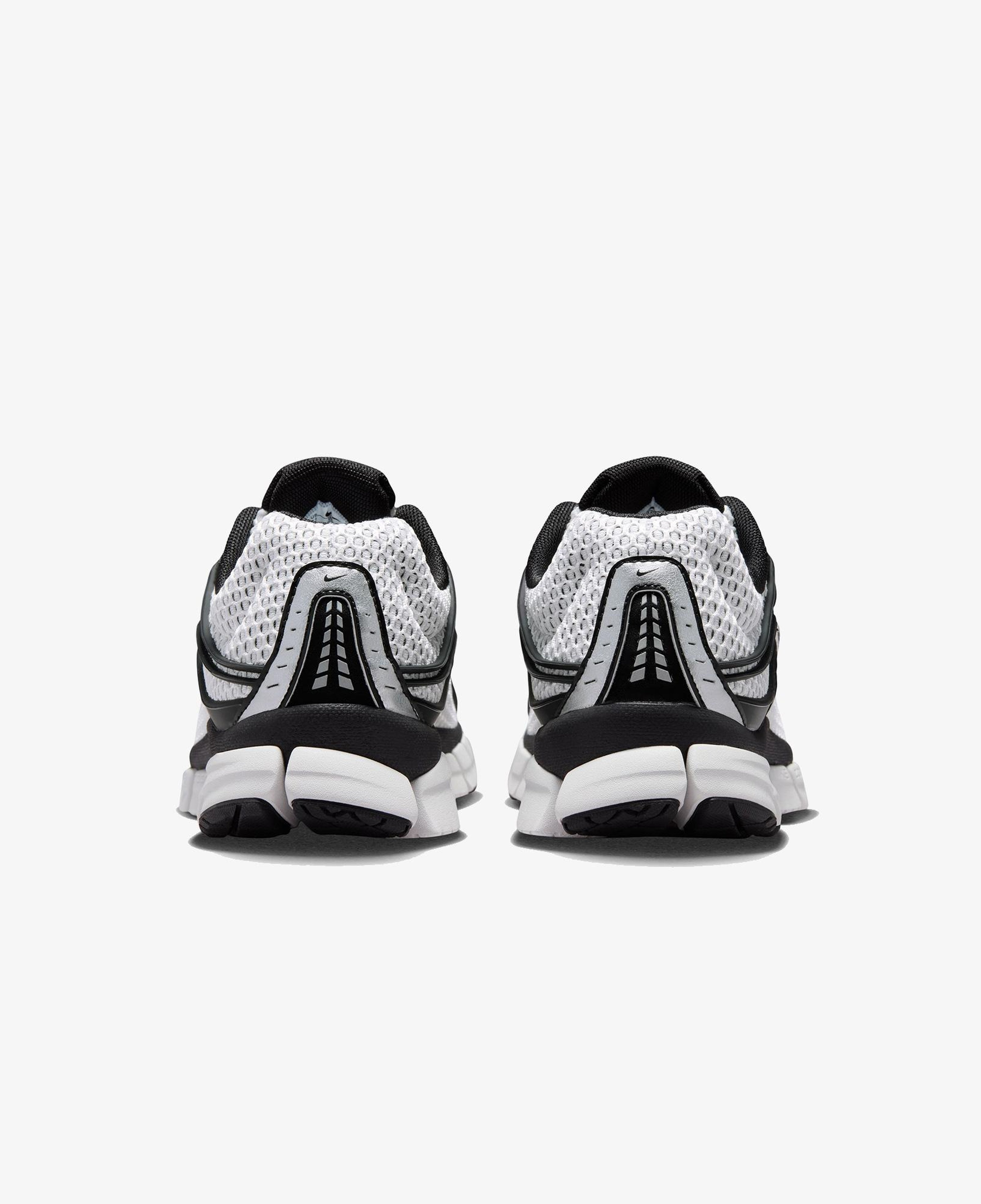 Nike Zoom Skylon 11 Erkek Gri Spor Ayakkabı