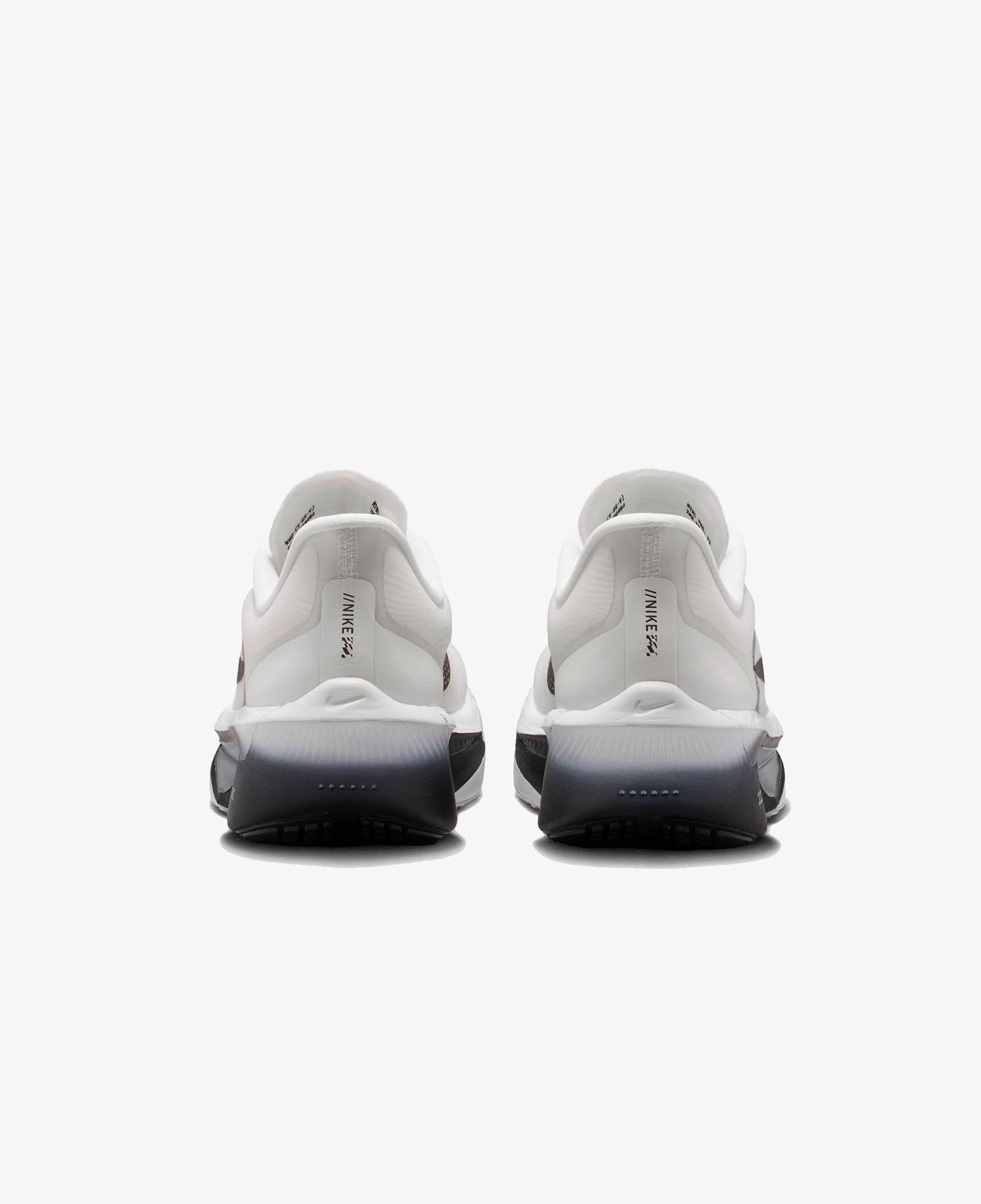 Nike Zoom Fly 6 Kadın Beyaz Koşu Ayakkabısı