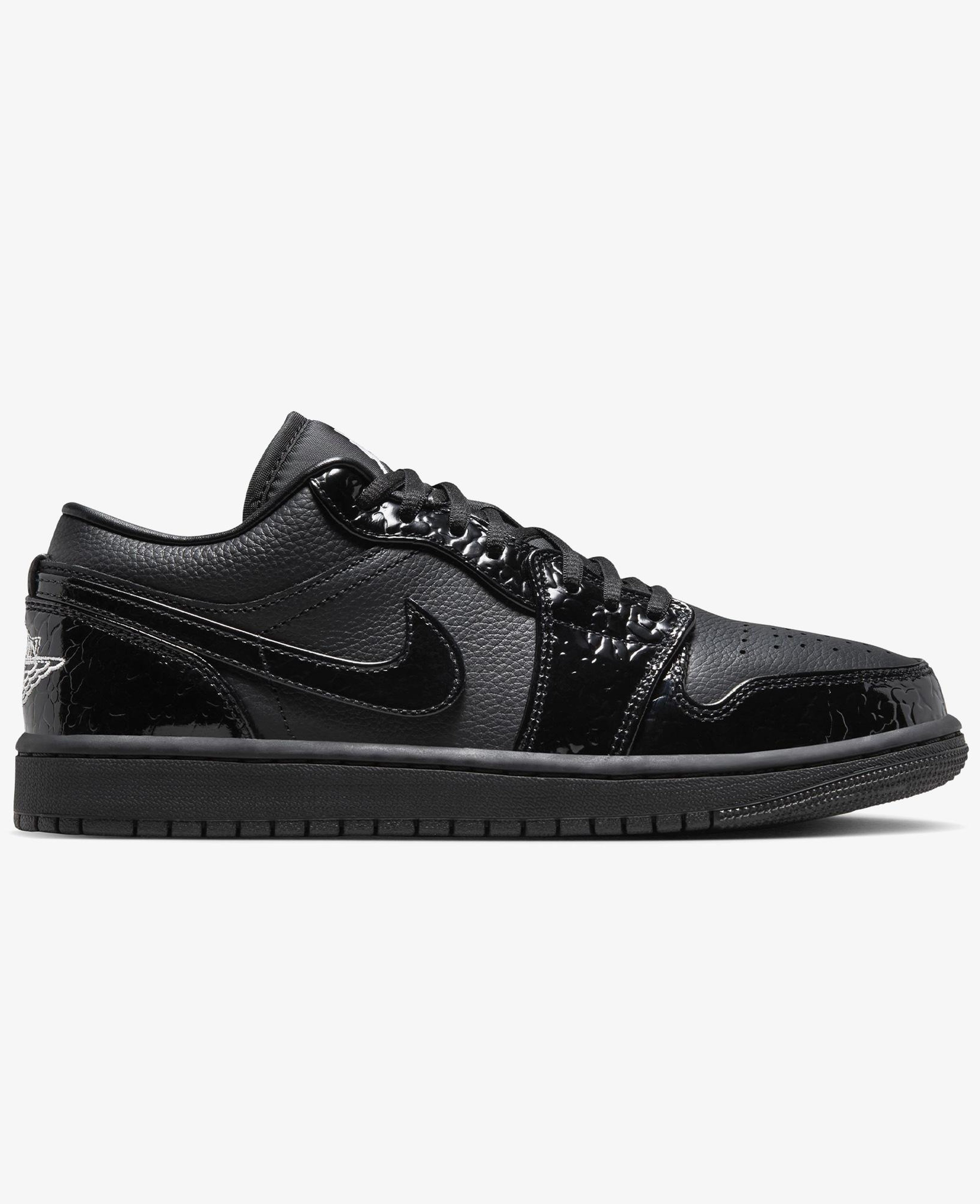 Jordan Air 1 Low SE Kadın Siyah Spor Ayakkabı