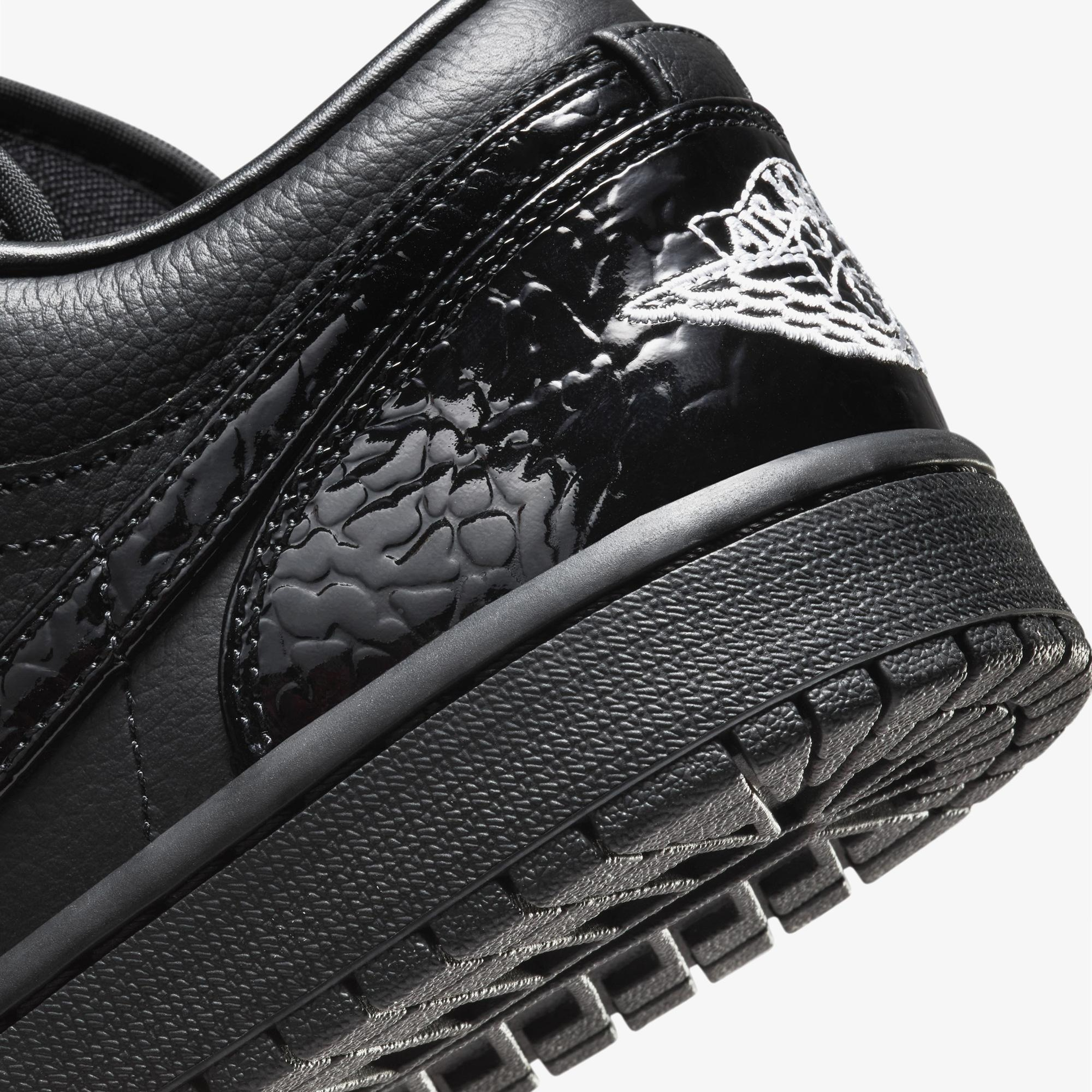 Jordan Air 1 Low SE Kadın Siyah Spor Ayakkabı