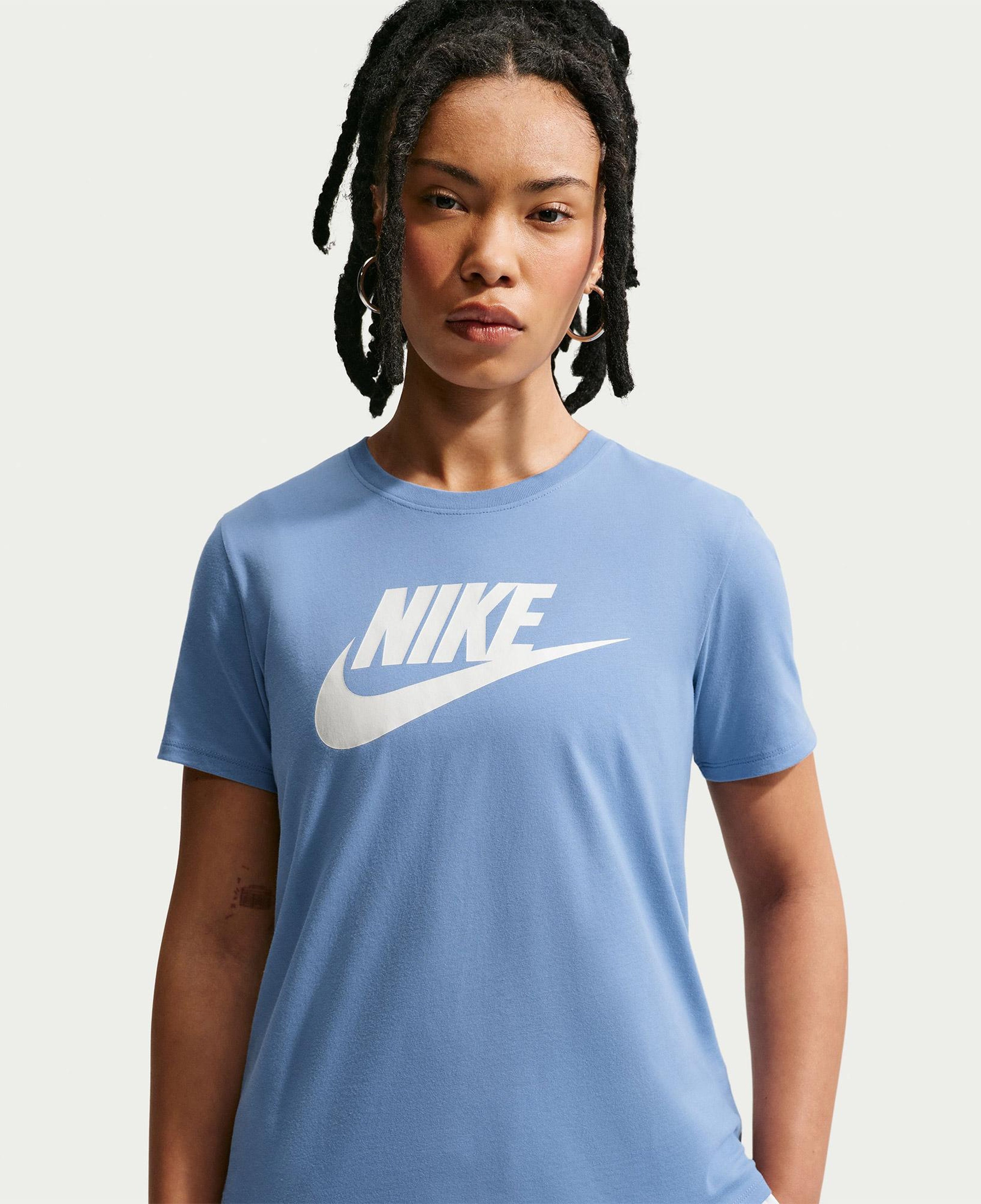 Nike Sportswear Club Essentials Futura Kadın Mavi T-Shirt