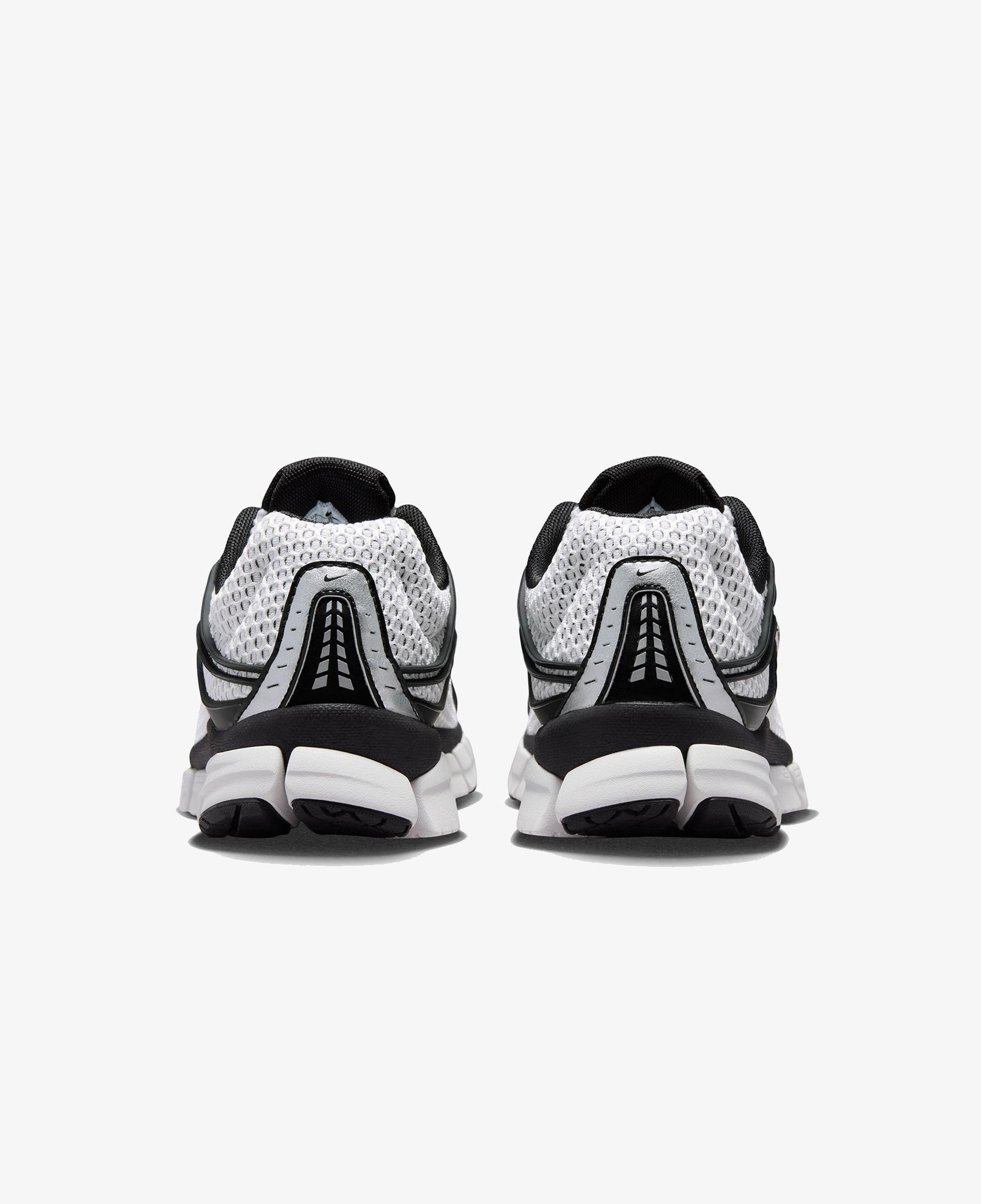 Nike Zoom Skylon 11 Erkek Gri Spor Ayakkabı