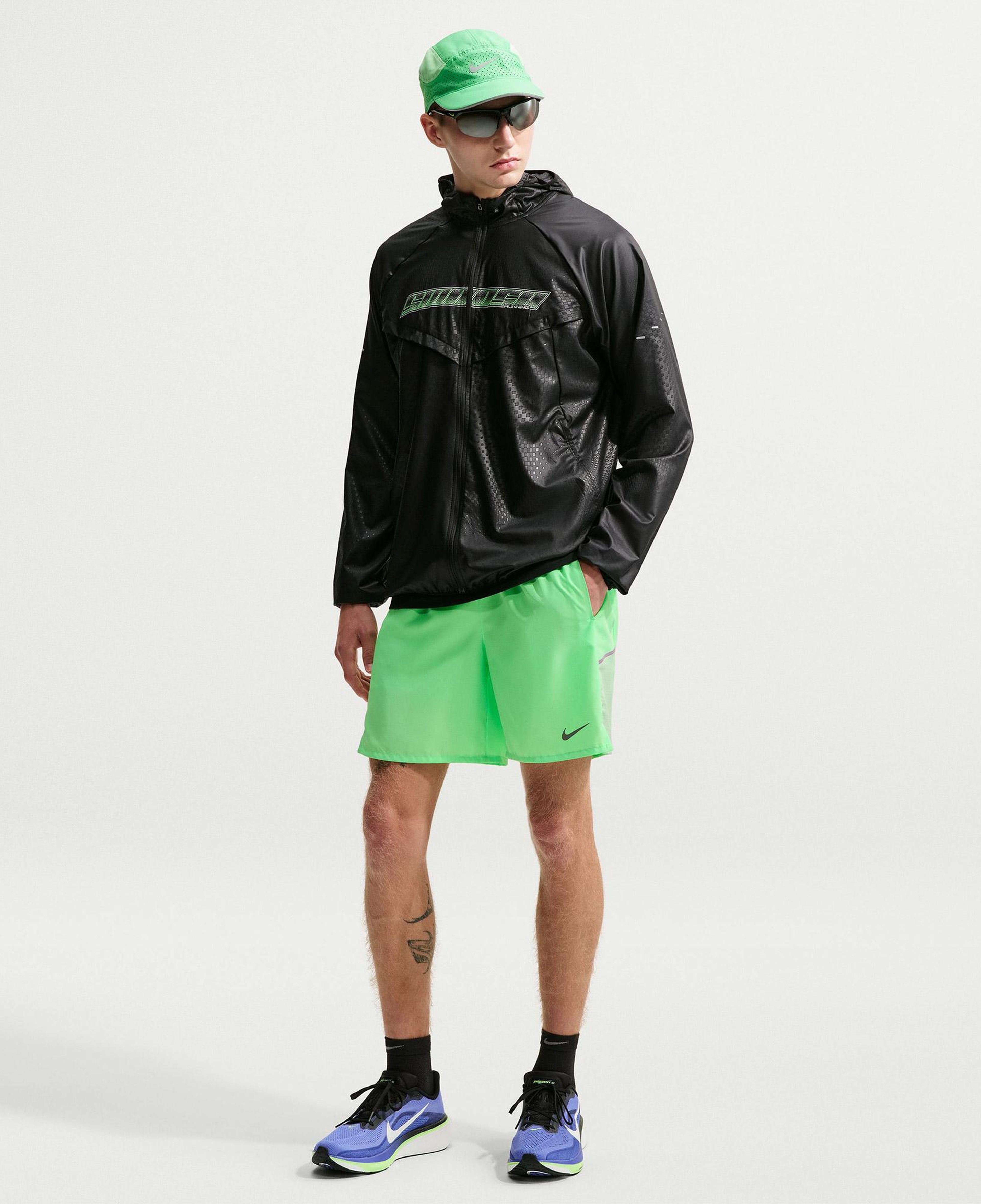 Nike Dri-Fit Miler 18 cm Erkek Yeşil Şort