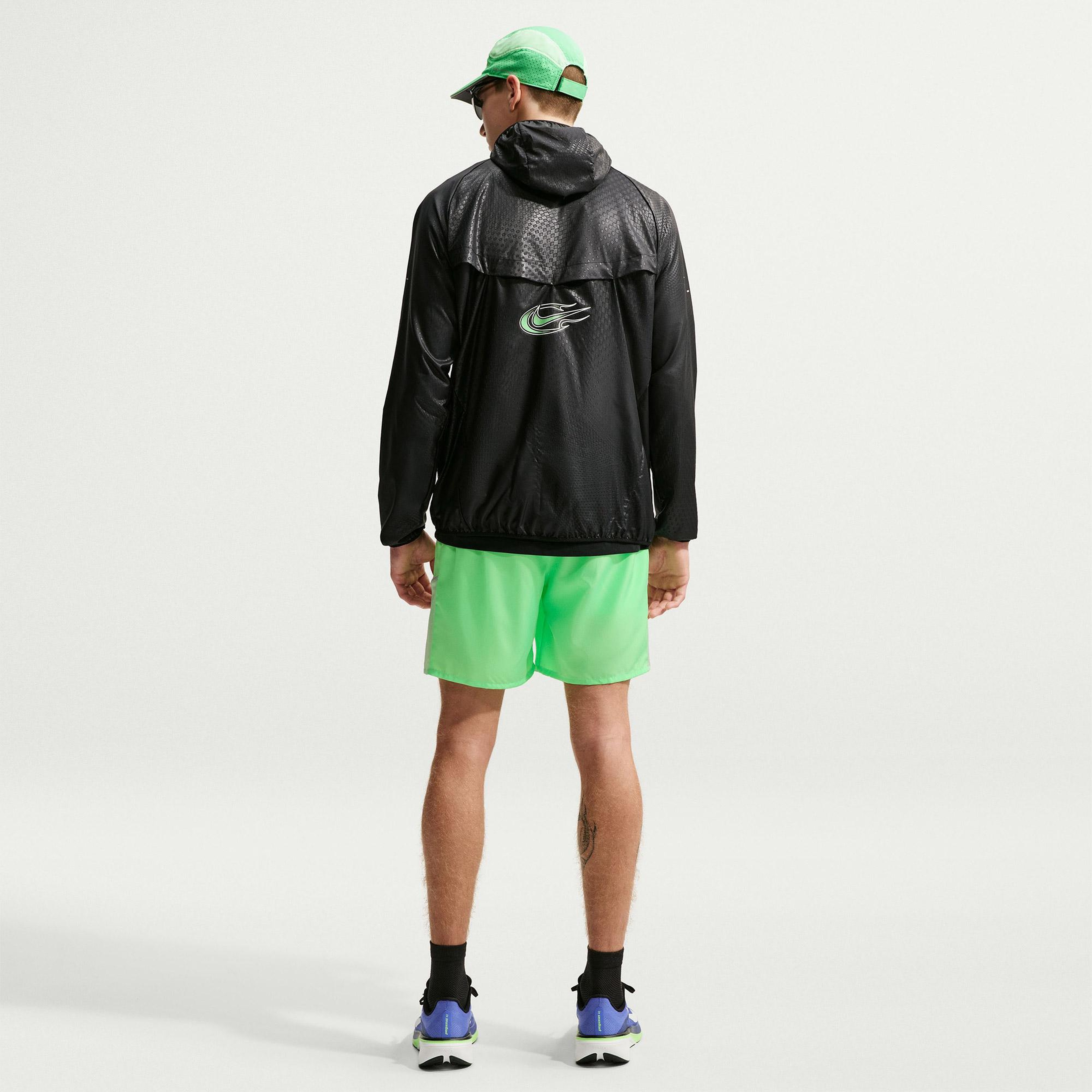 Nike Dri-Fit Miler 18 cm Erkek Yeşil Şort