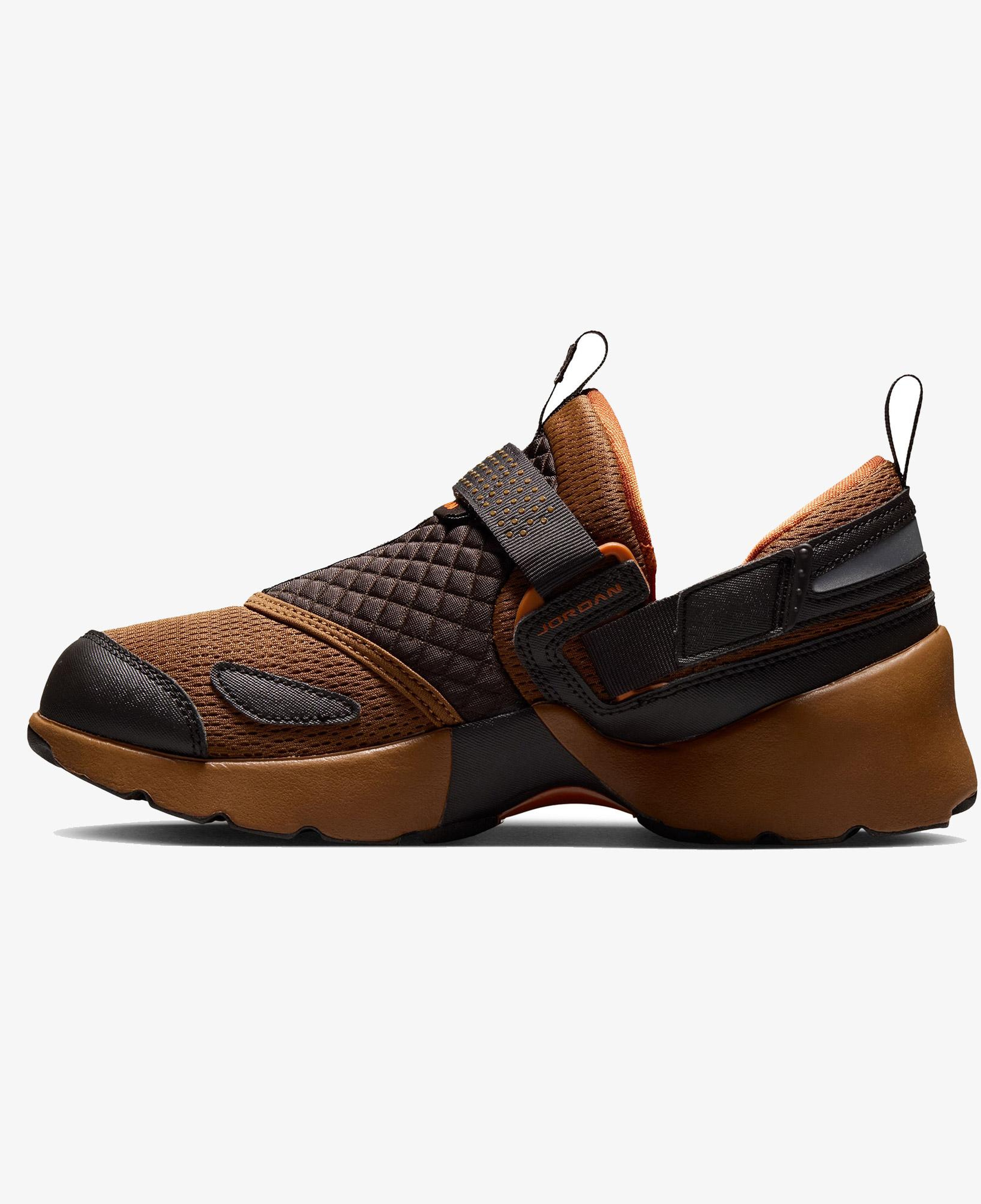 Jordan Trunner LX Kadın Kahverengi Spor Ayakkabı