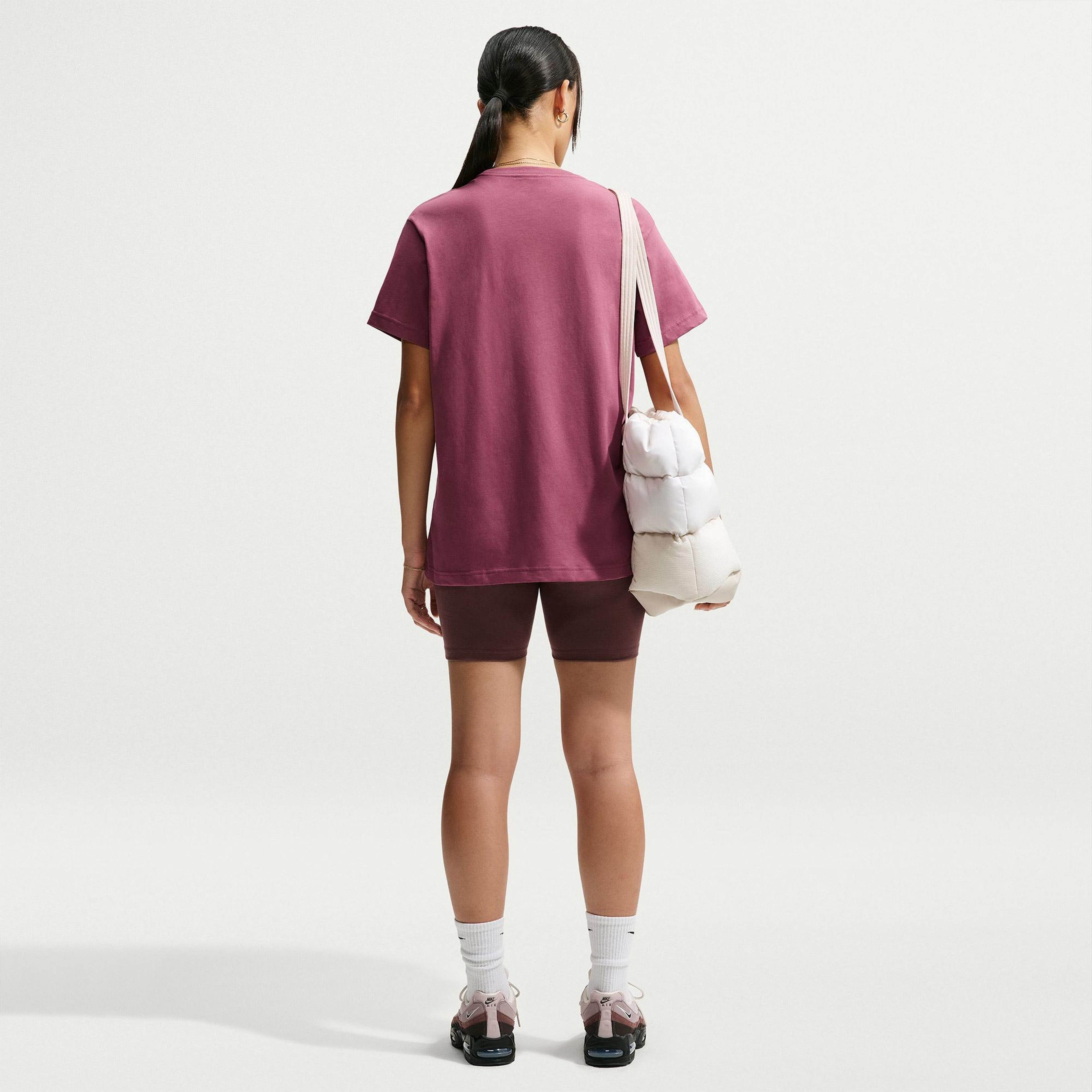 Nike Sportswear Classic Kadın Pembe T-Shirt