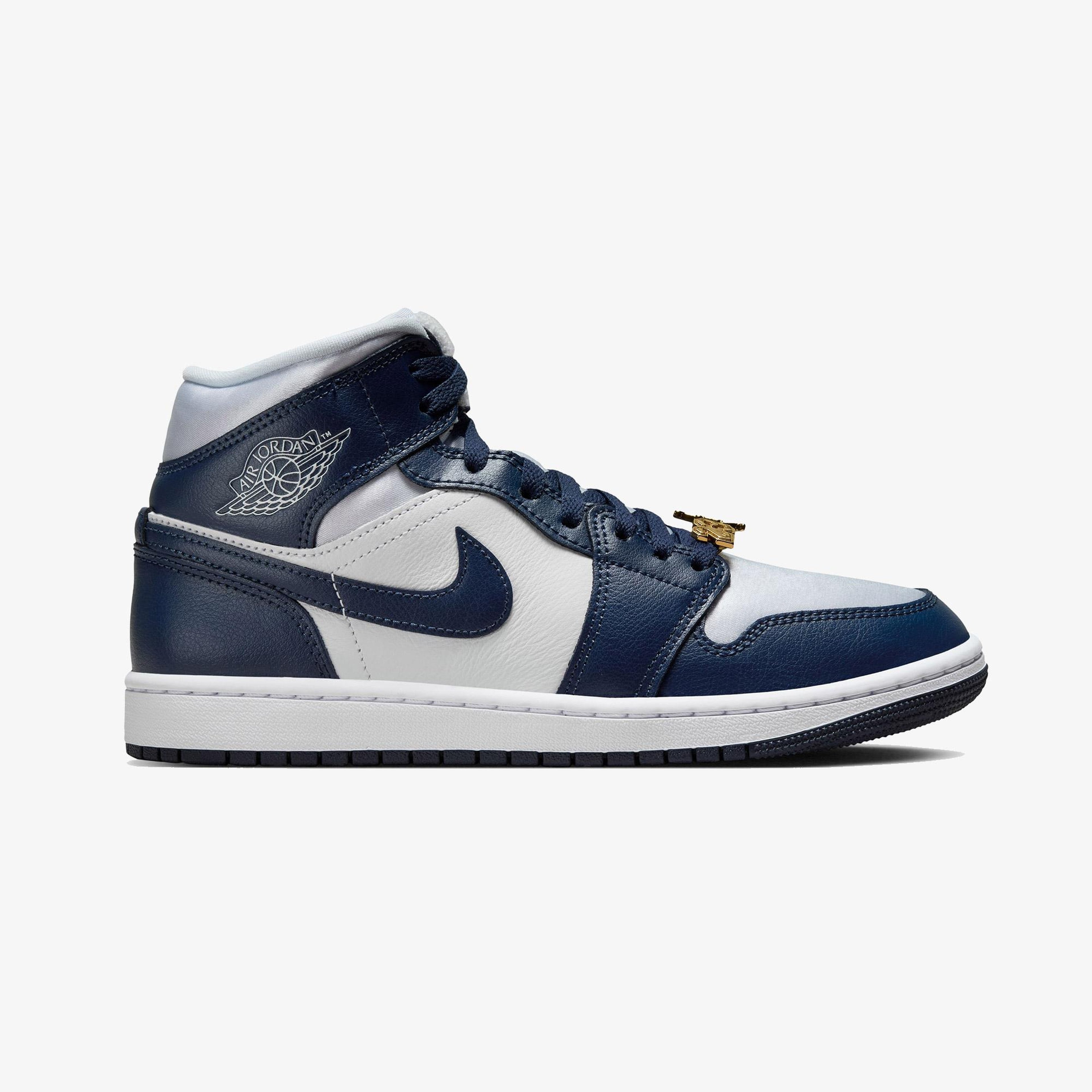 Jordan Air 1 Mid SE Kadın Lacivert Spor Ayakkabı
