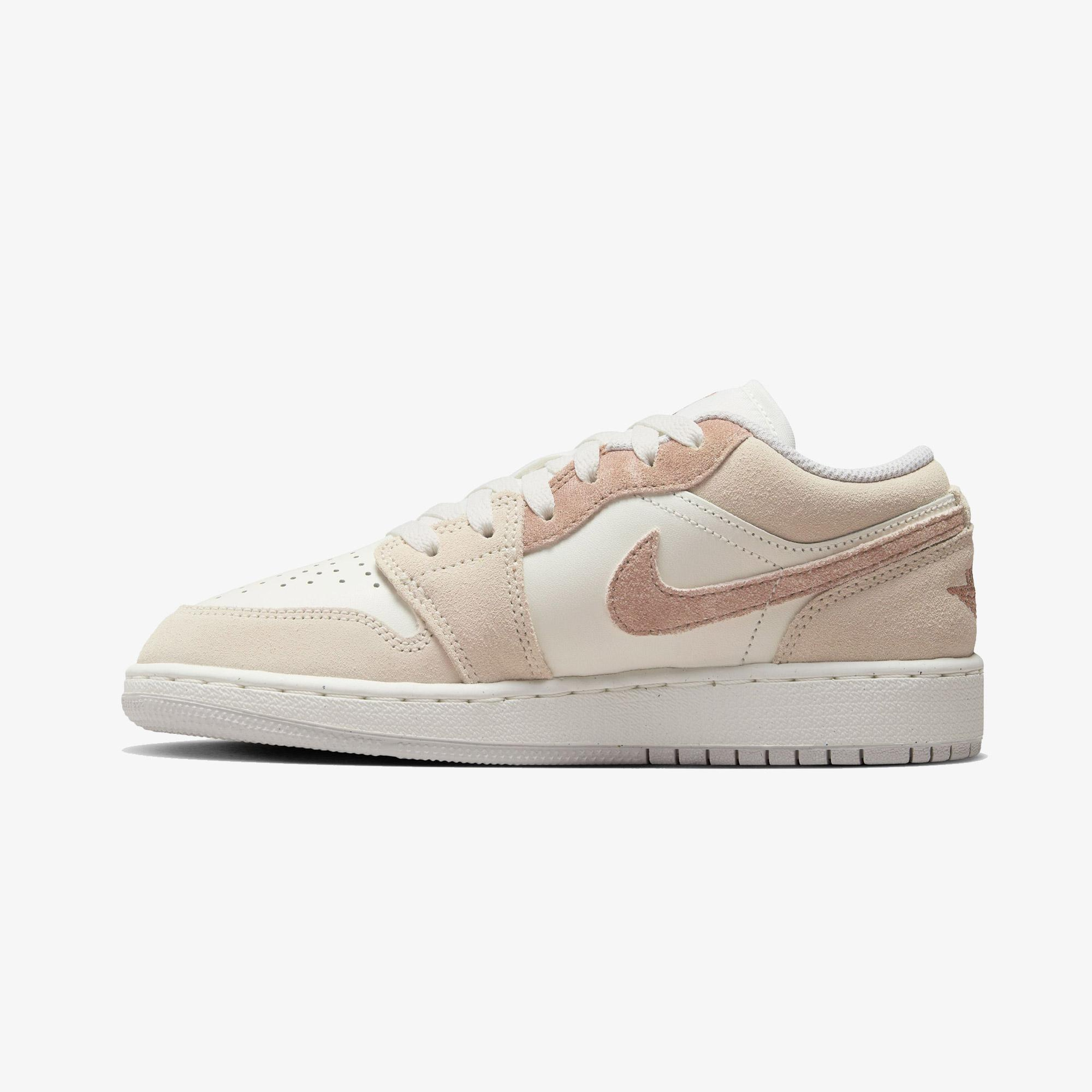 Jordan Air 1 Low SE Krem Rengi Spor Ayakkabı