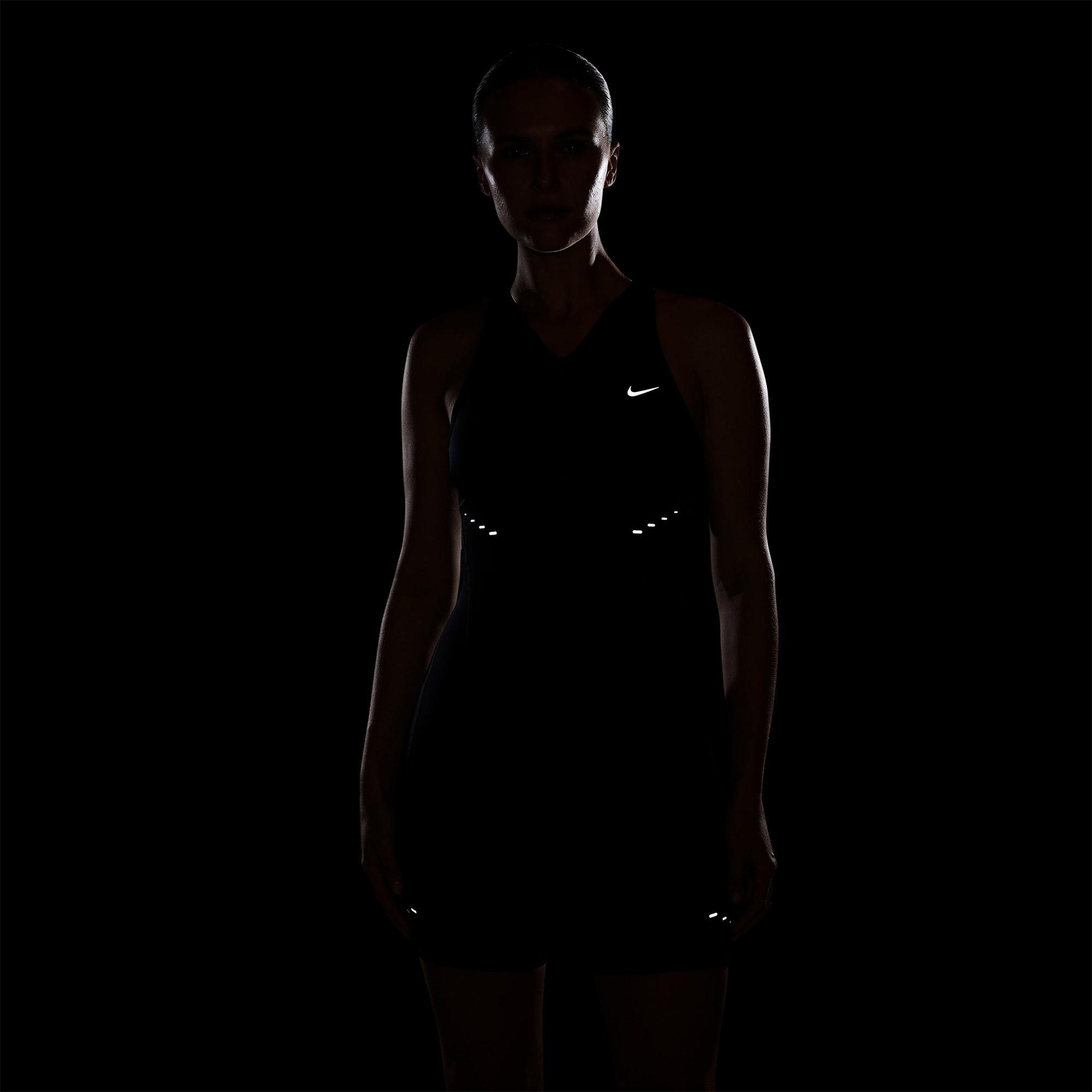 Nike Swift Dri-Fit Kadın Siyah Tulum