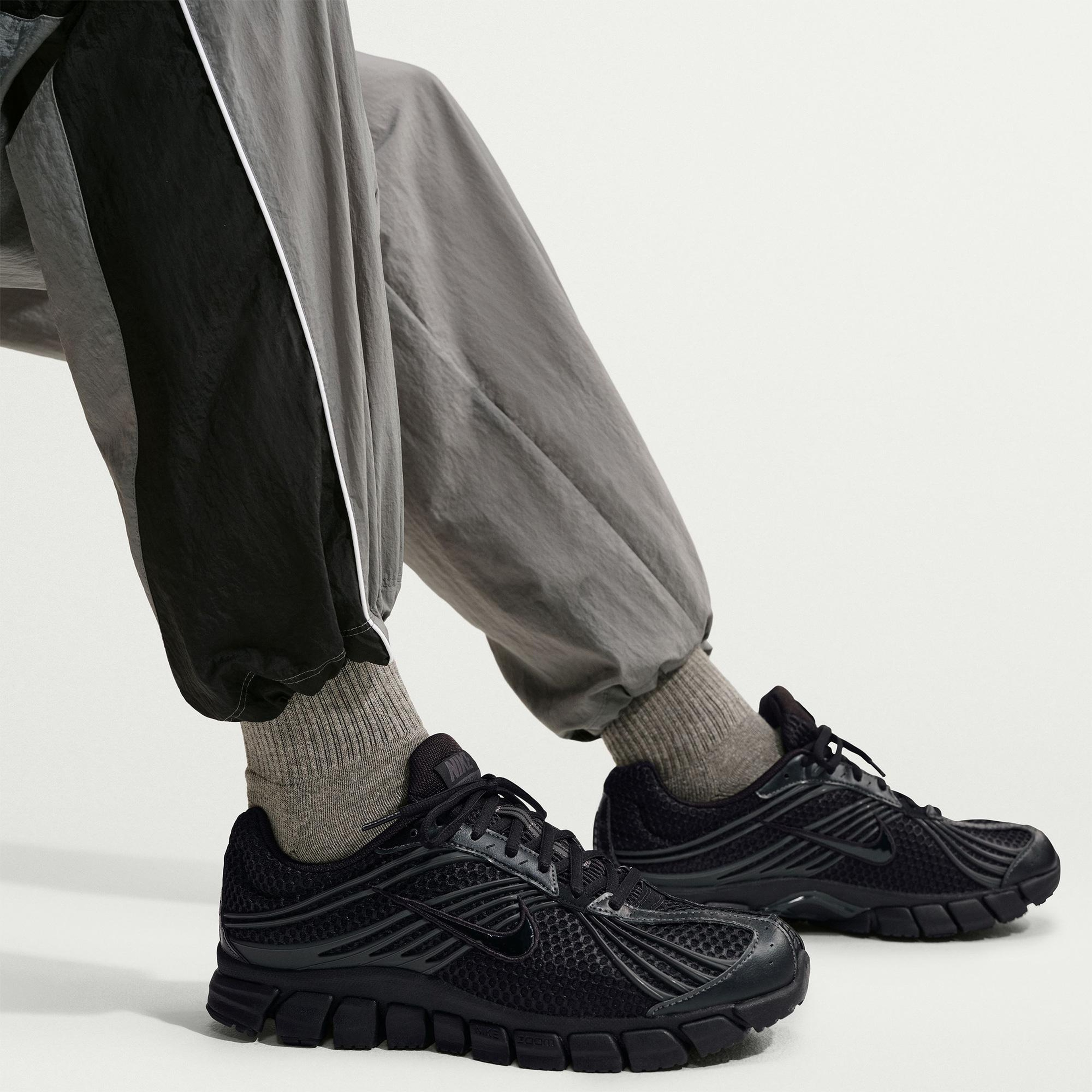 Nike Zoom Skylon 11 Erkek Siyah Spor Ayakkabı