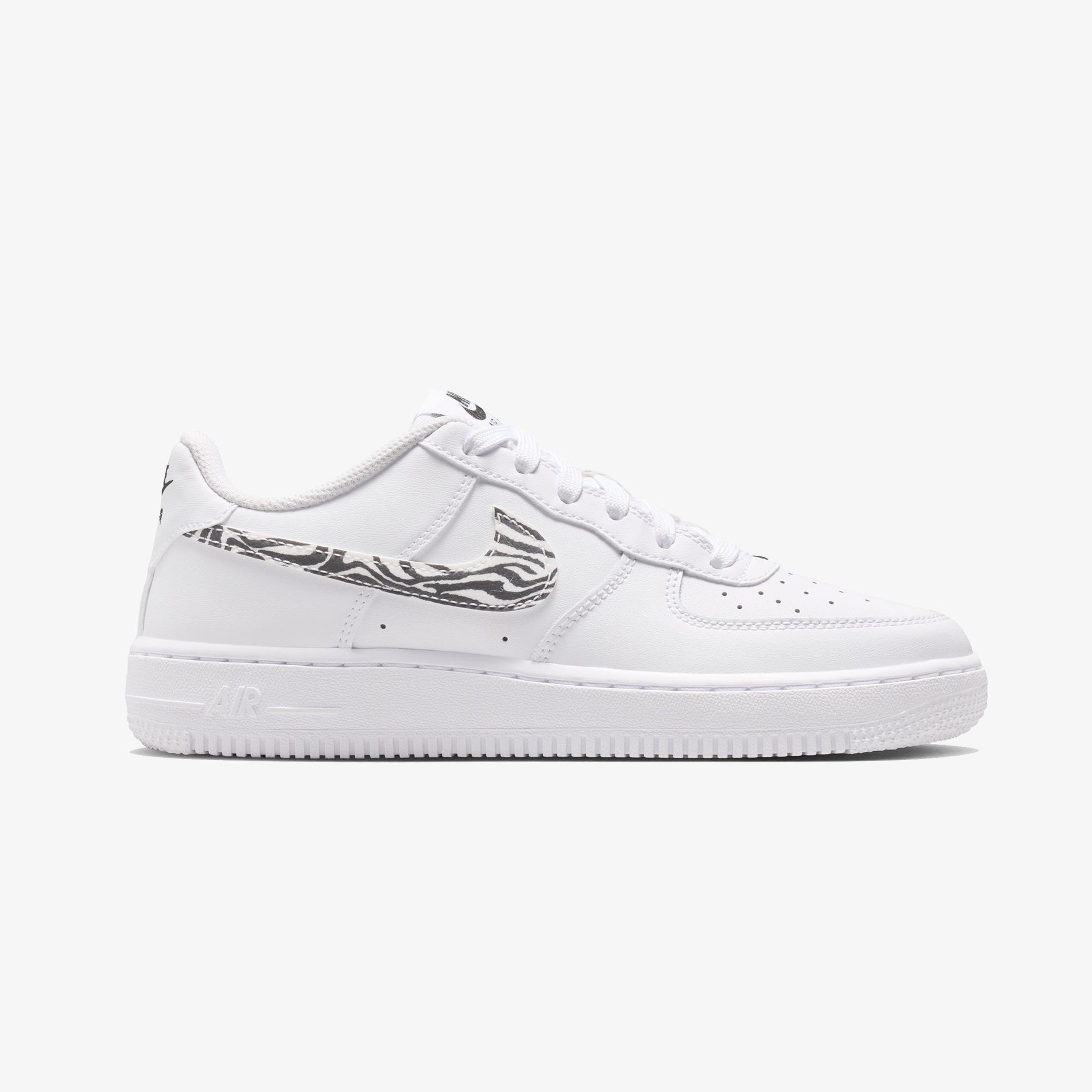 Nike Air Force 1 Beyaz Spor Ayakkabı