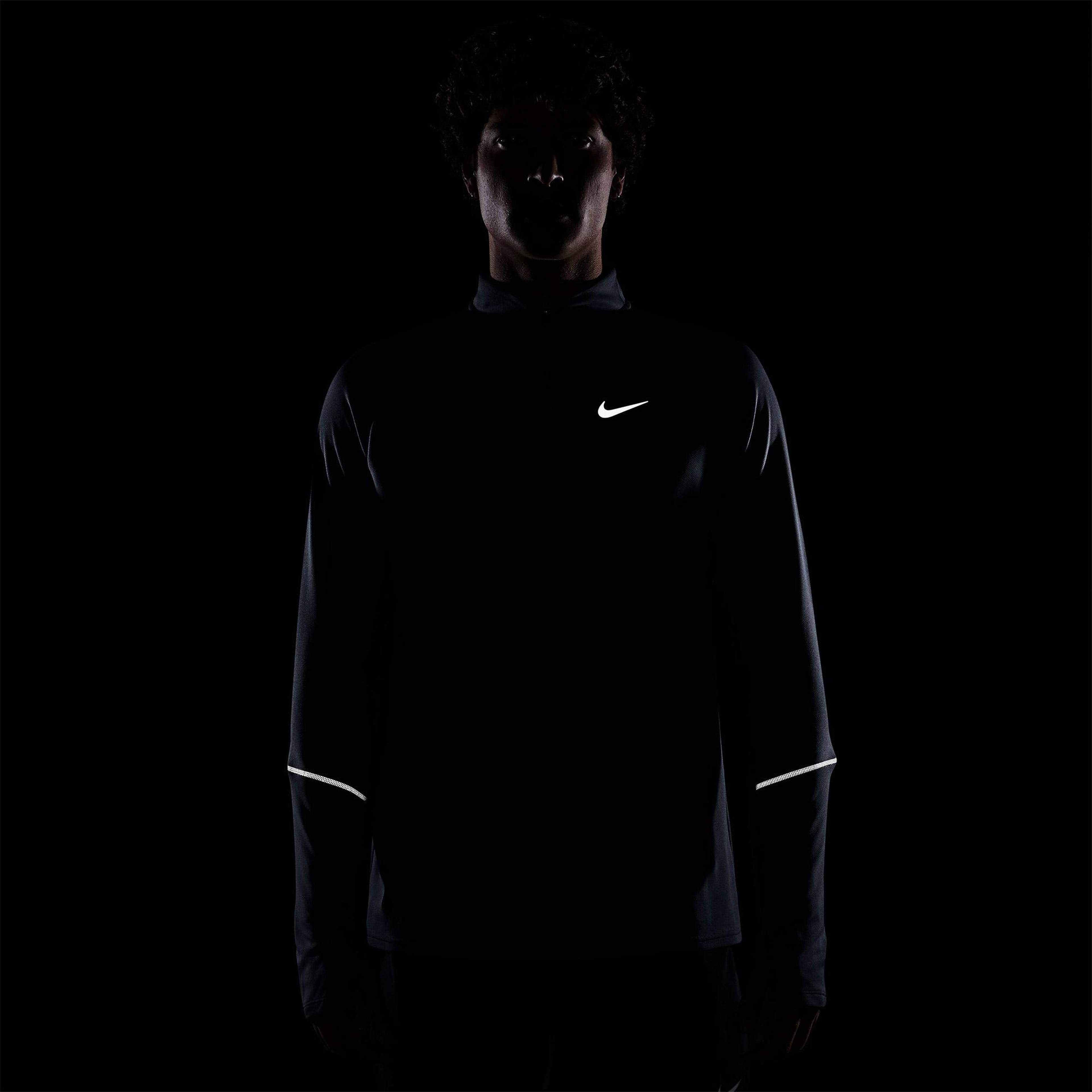 Nike Dri-Fit UV Miler Erkek Lacivert Uzun Kollu T-Shirt