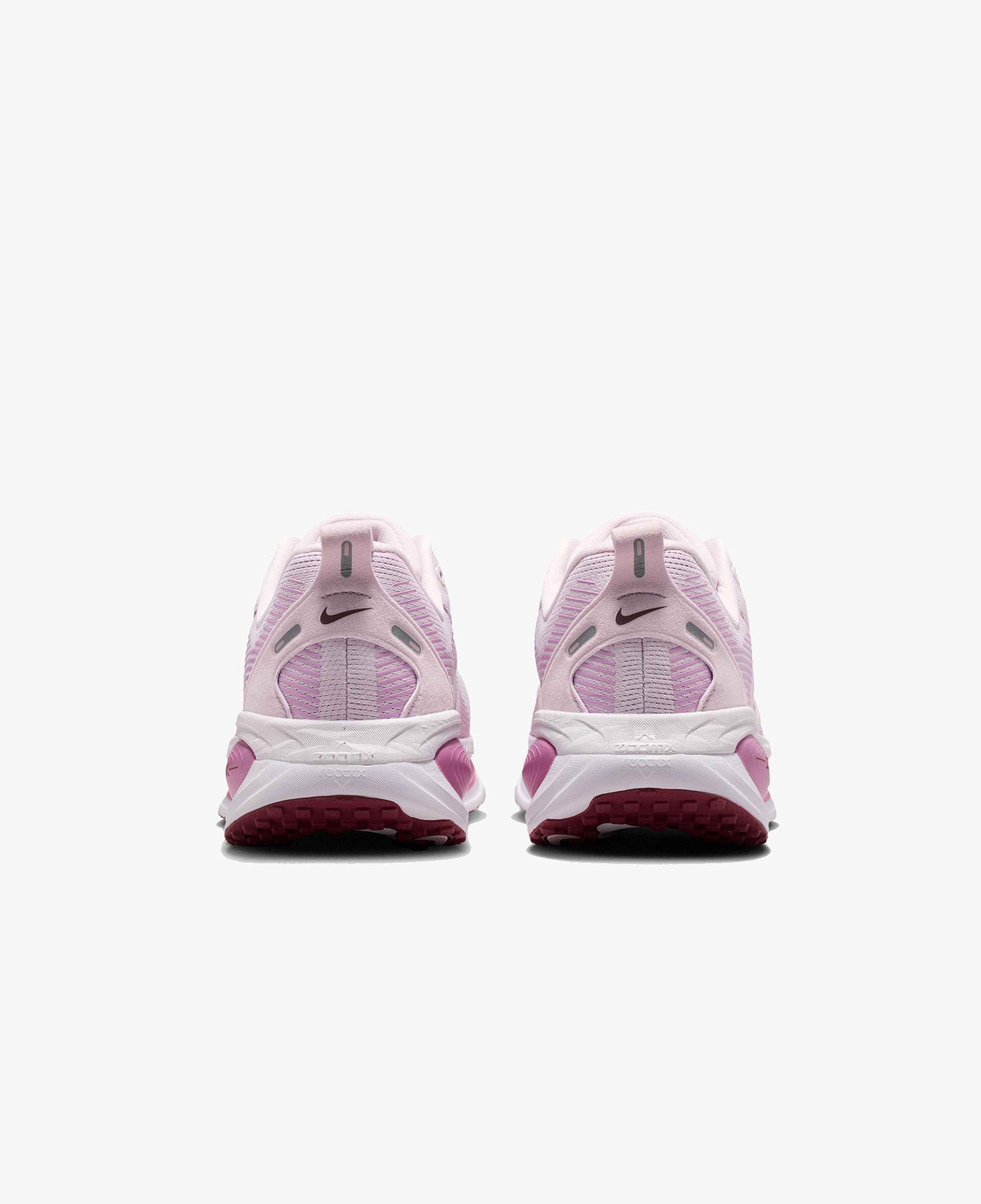 Nike Vomero 18 Kadın Pembe Koşu Ayakkabısı