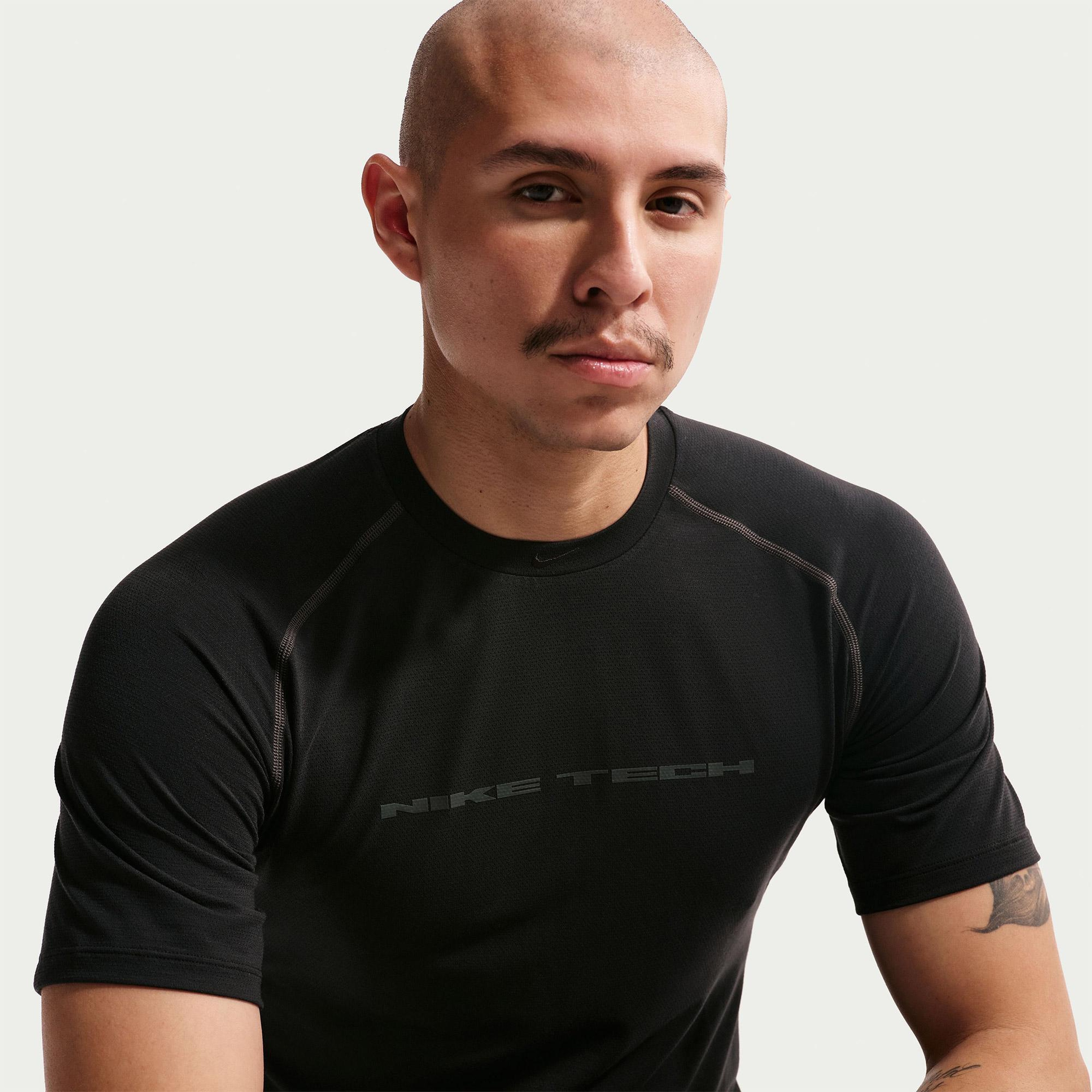 Nike Dri-Fit Tech Pro Erkek Siyah T-Shirt