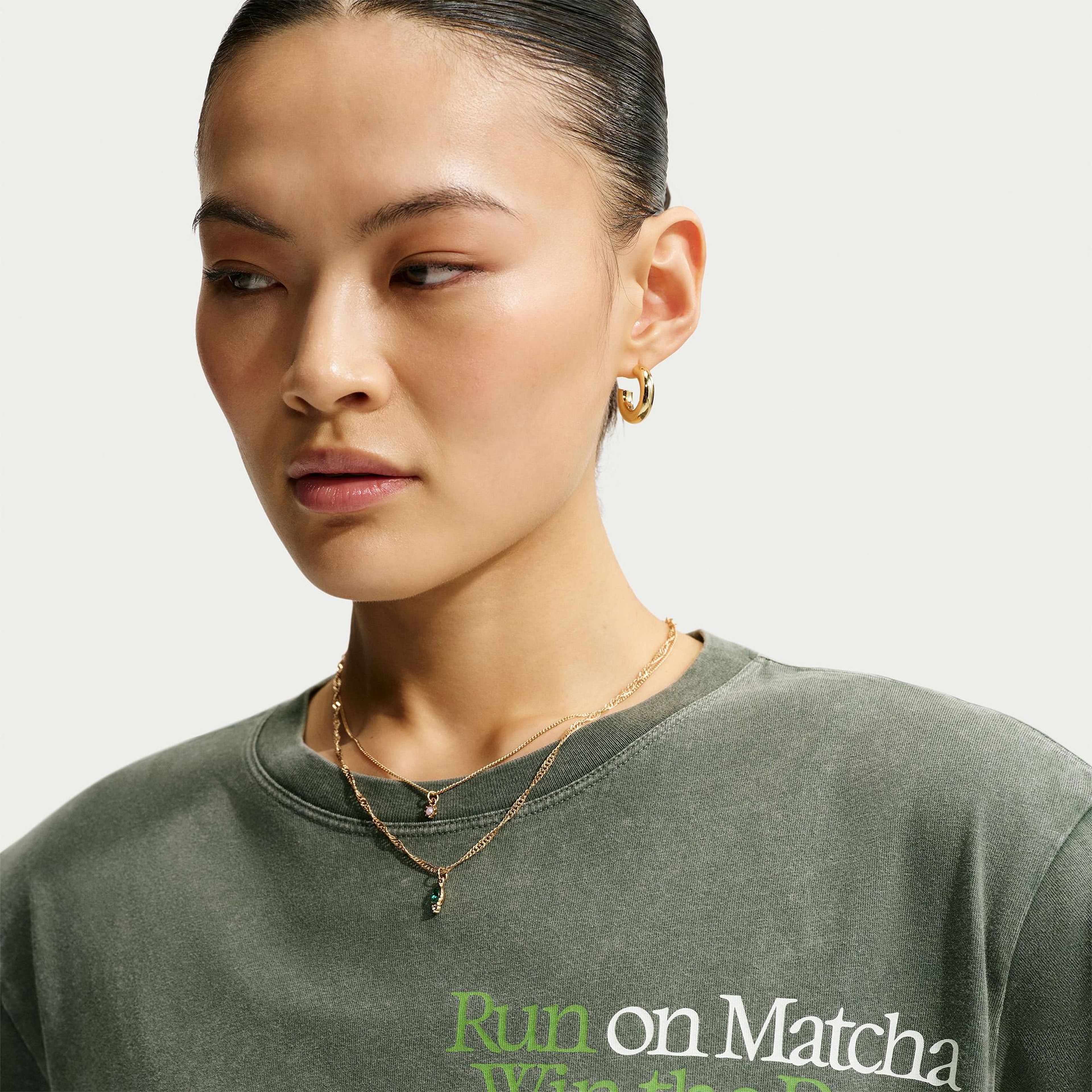 Nike Sportswear Classic Kadın Yeşil T-Shirt