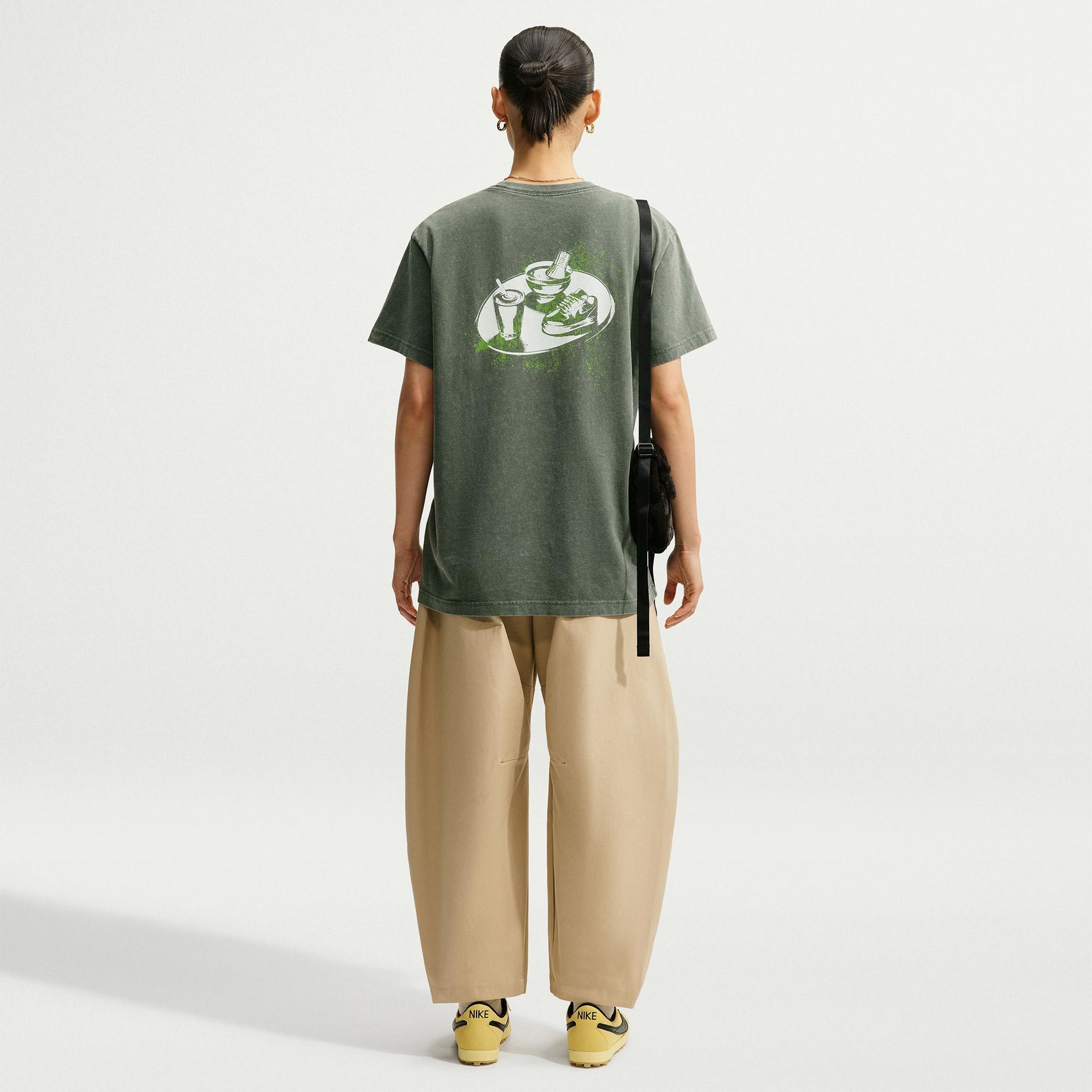 Nike Sportswear Classic Kadın Yeşil T-Shirt
