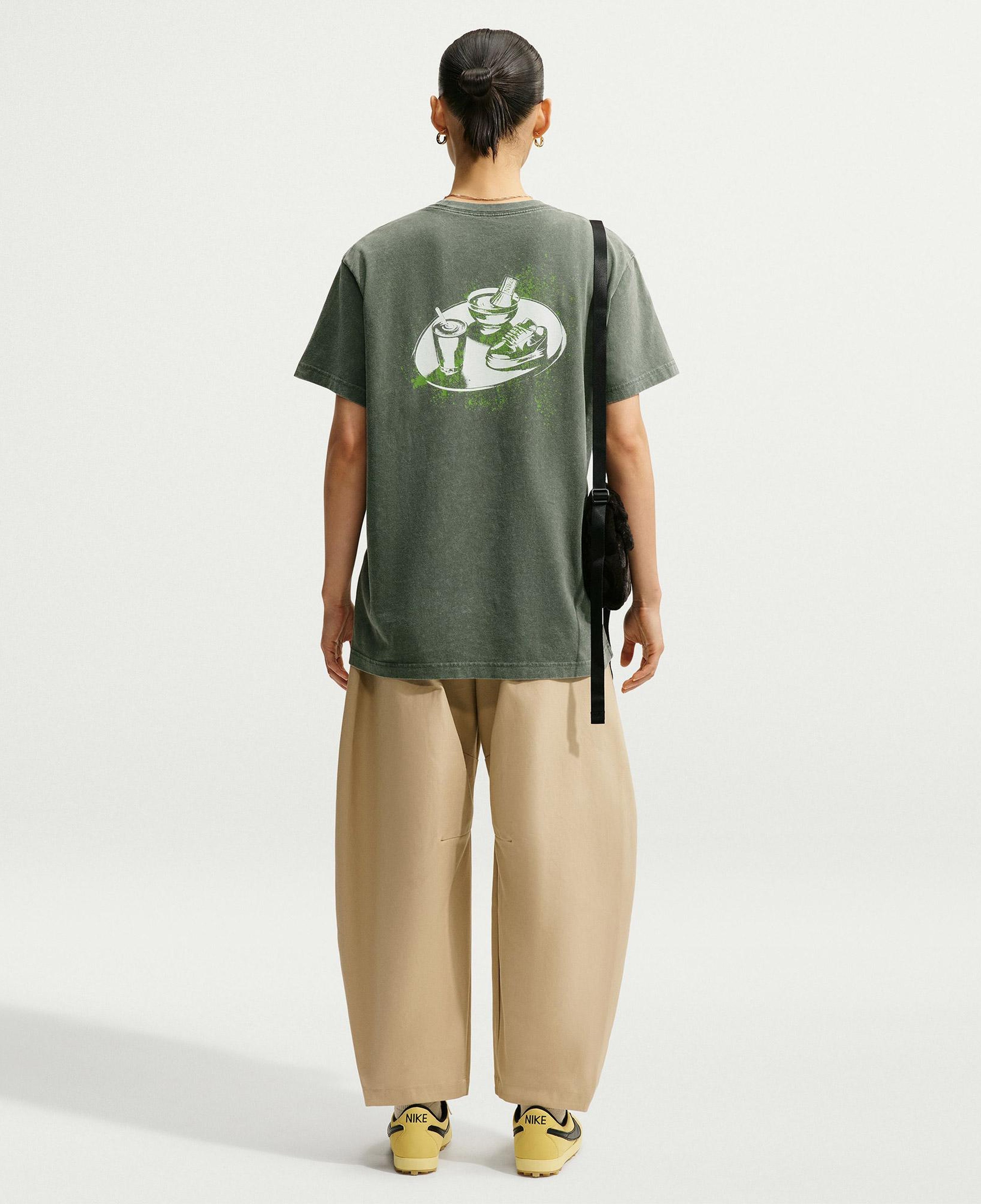 Nike Sportswear Classic Kadın Yeşil T-Shirt