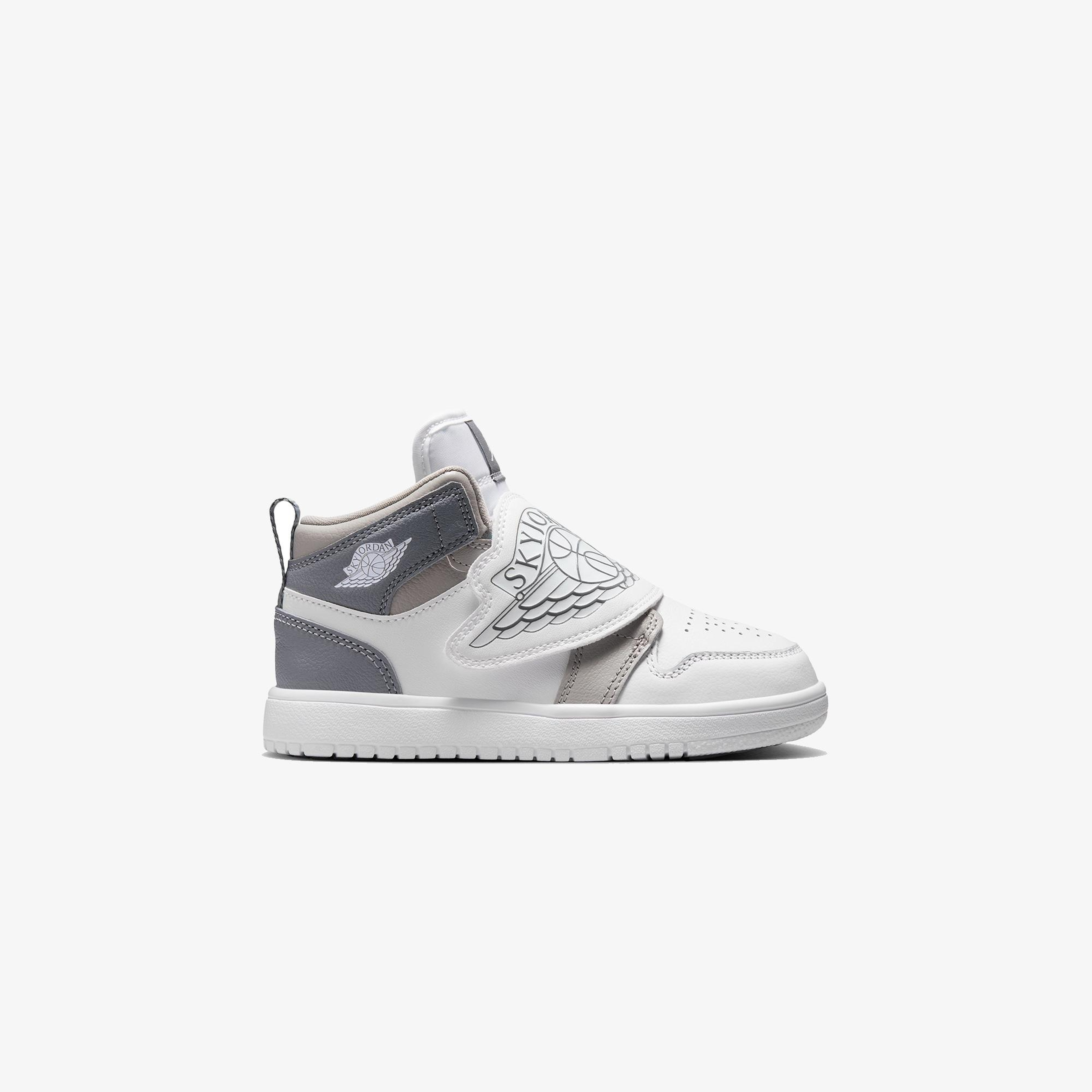 Jordan Sky 1 Çocuk Gri Spor Ayakkabı