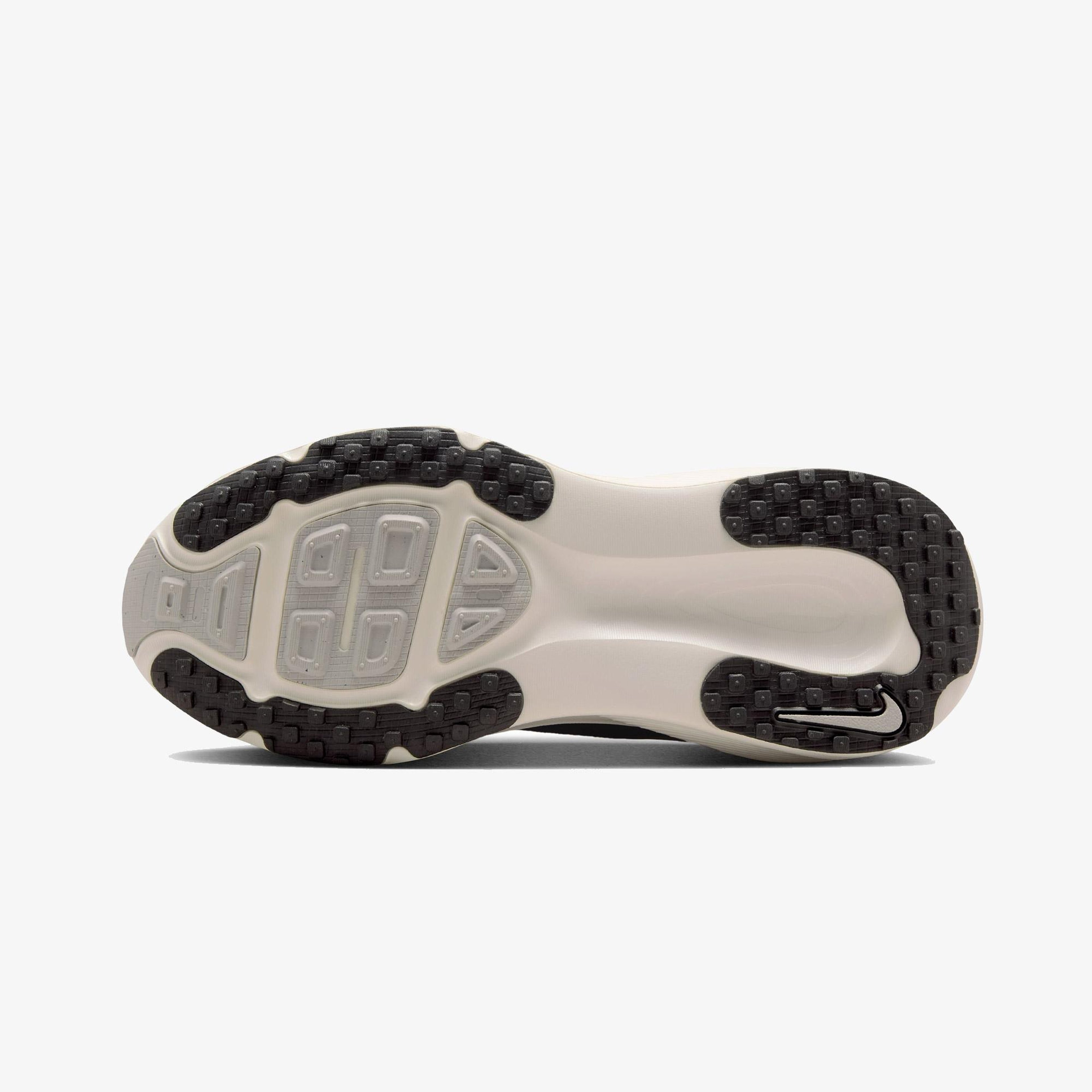 Nike Vomero 18 Siyah Koşu Ayakkabısı