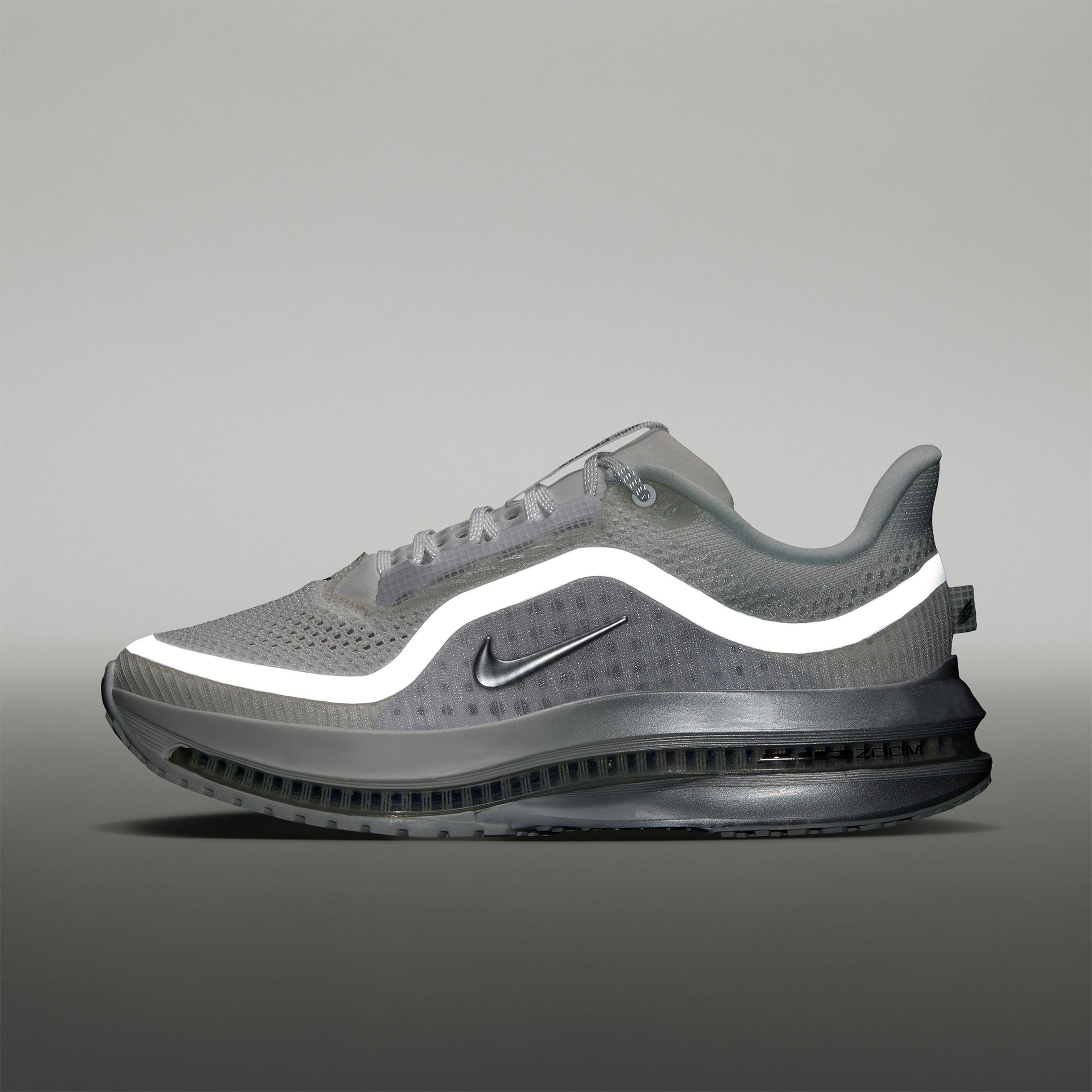 Nike Pegasus Premium Kadın Beyaz Koşu Ayakkabısı