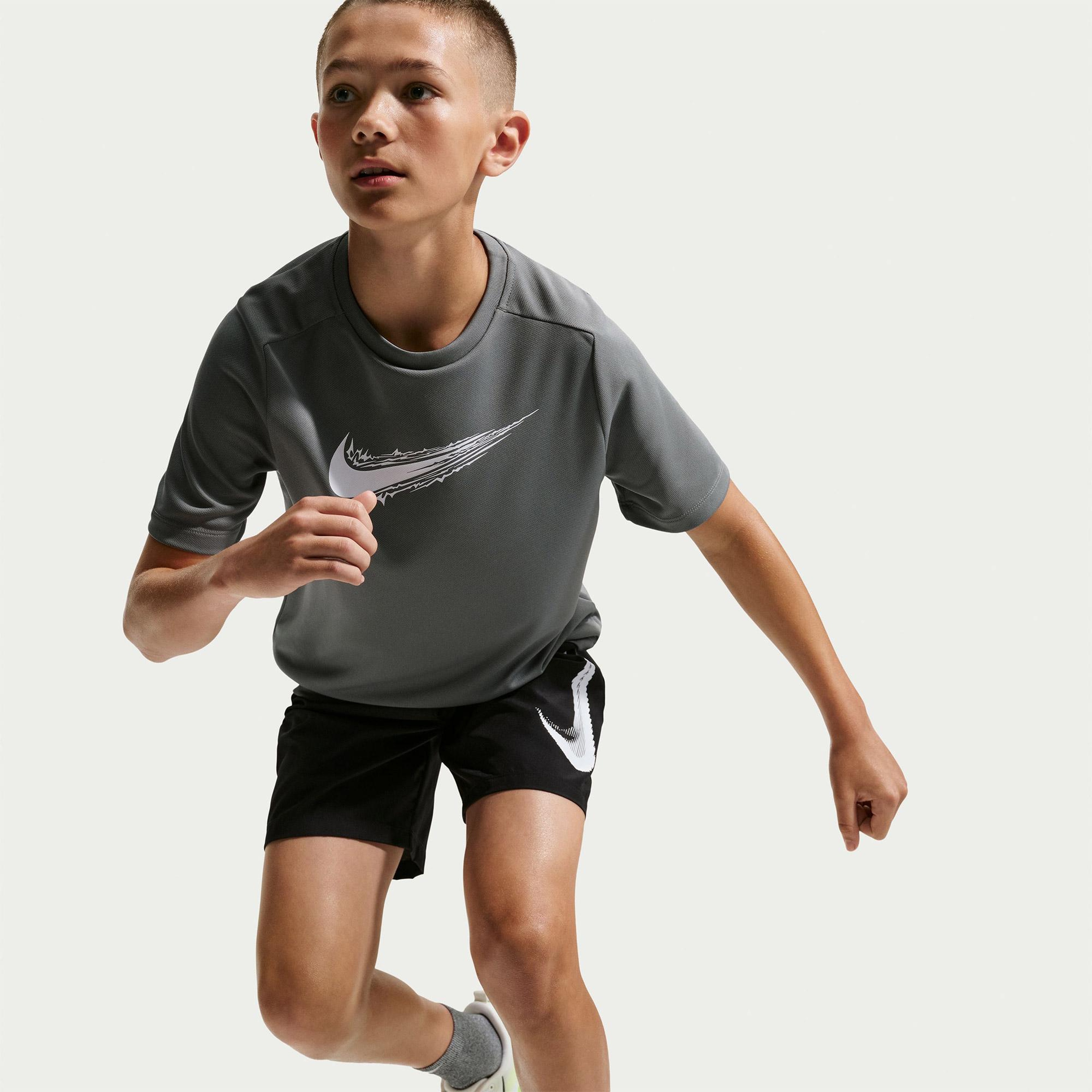 Nike Multi Refresh Genç Çocuk Siyah Şort
