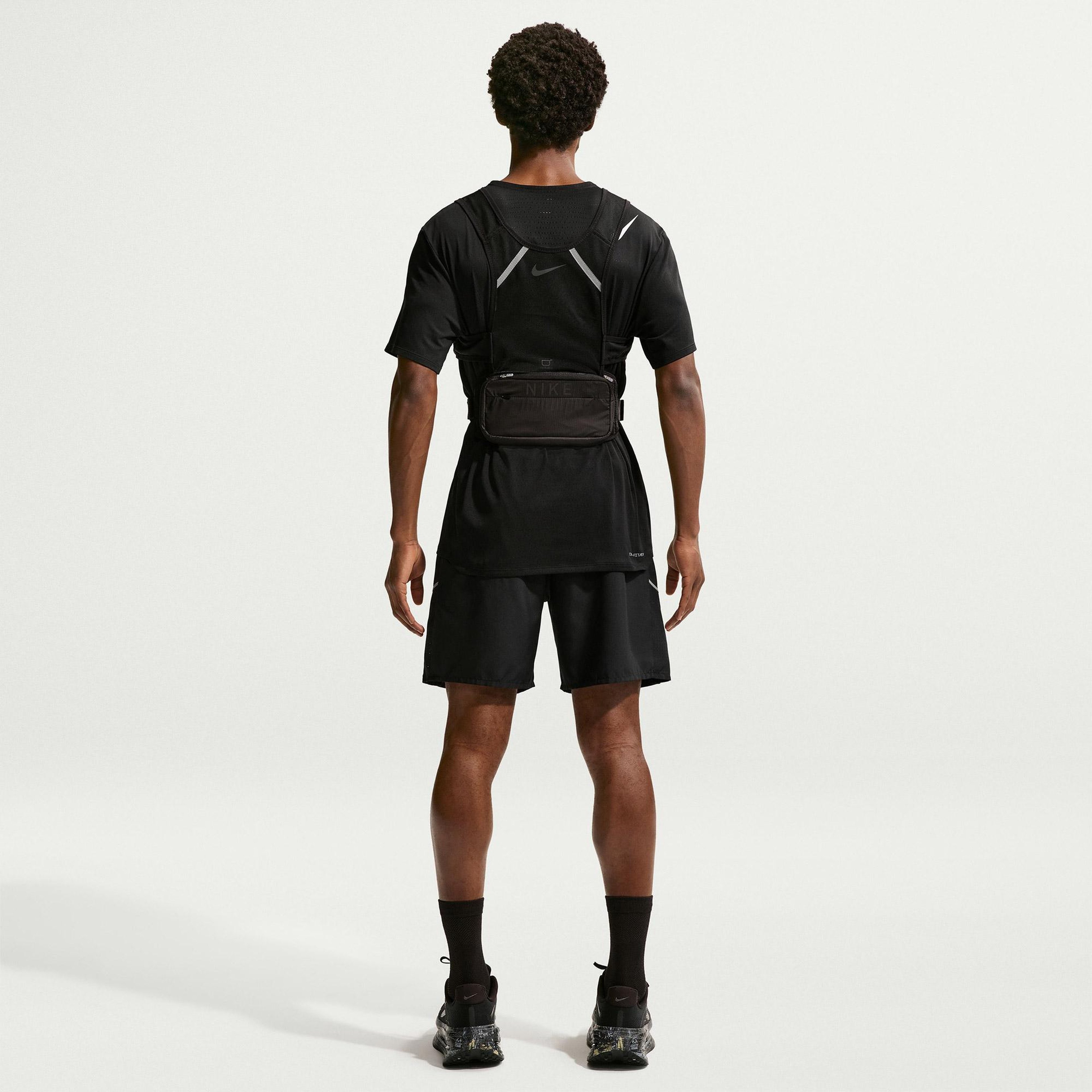 Nike Dri-Fit Miler 18 cm Erkek Siyah Şort