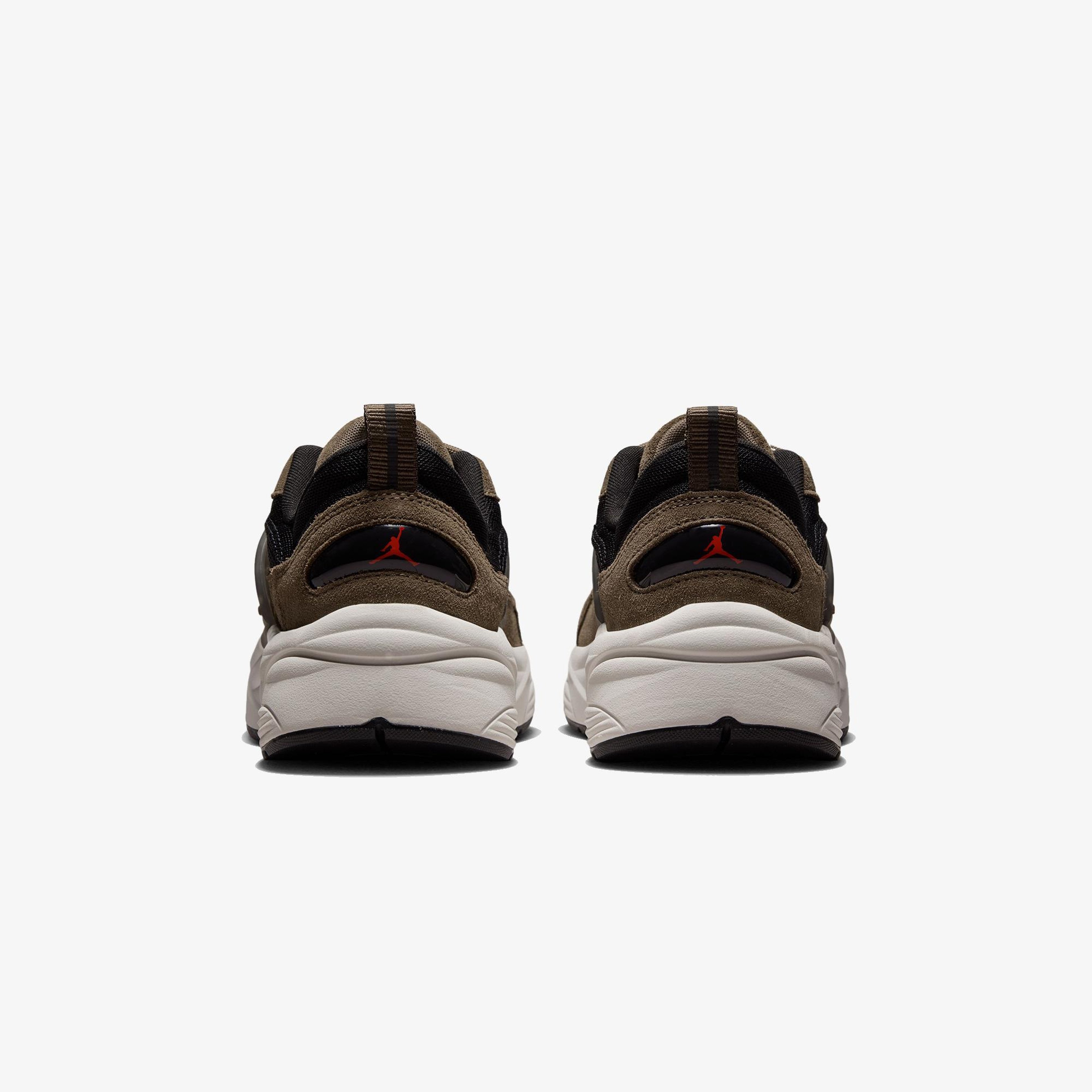 Jordan Trunner O/S Erkek Kahverengi Spor Ayakkabı