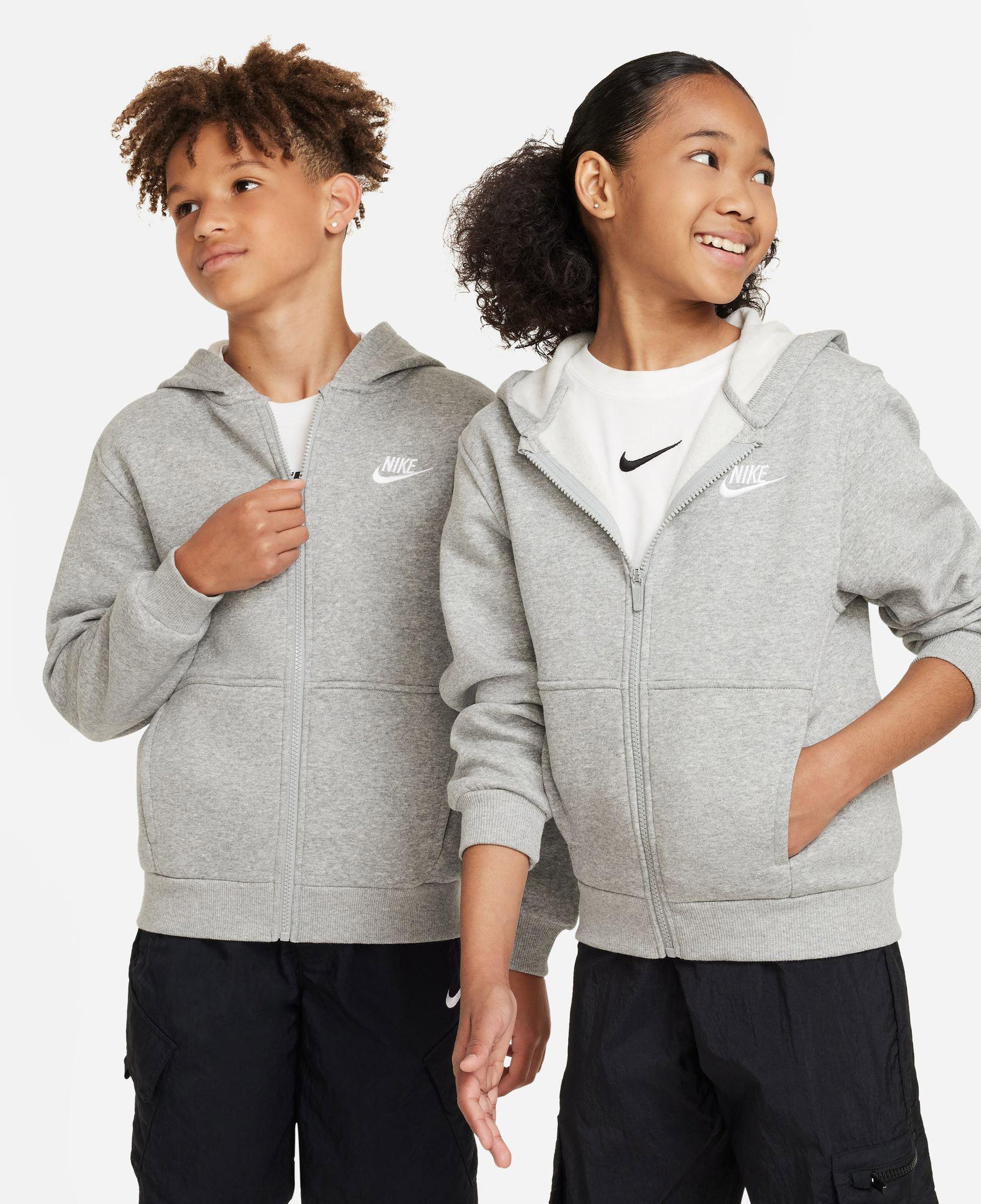 Nike Sportswear Club Fleece Genç Çocuk Gri Hoodie