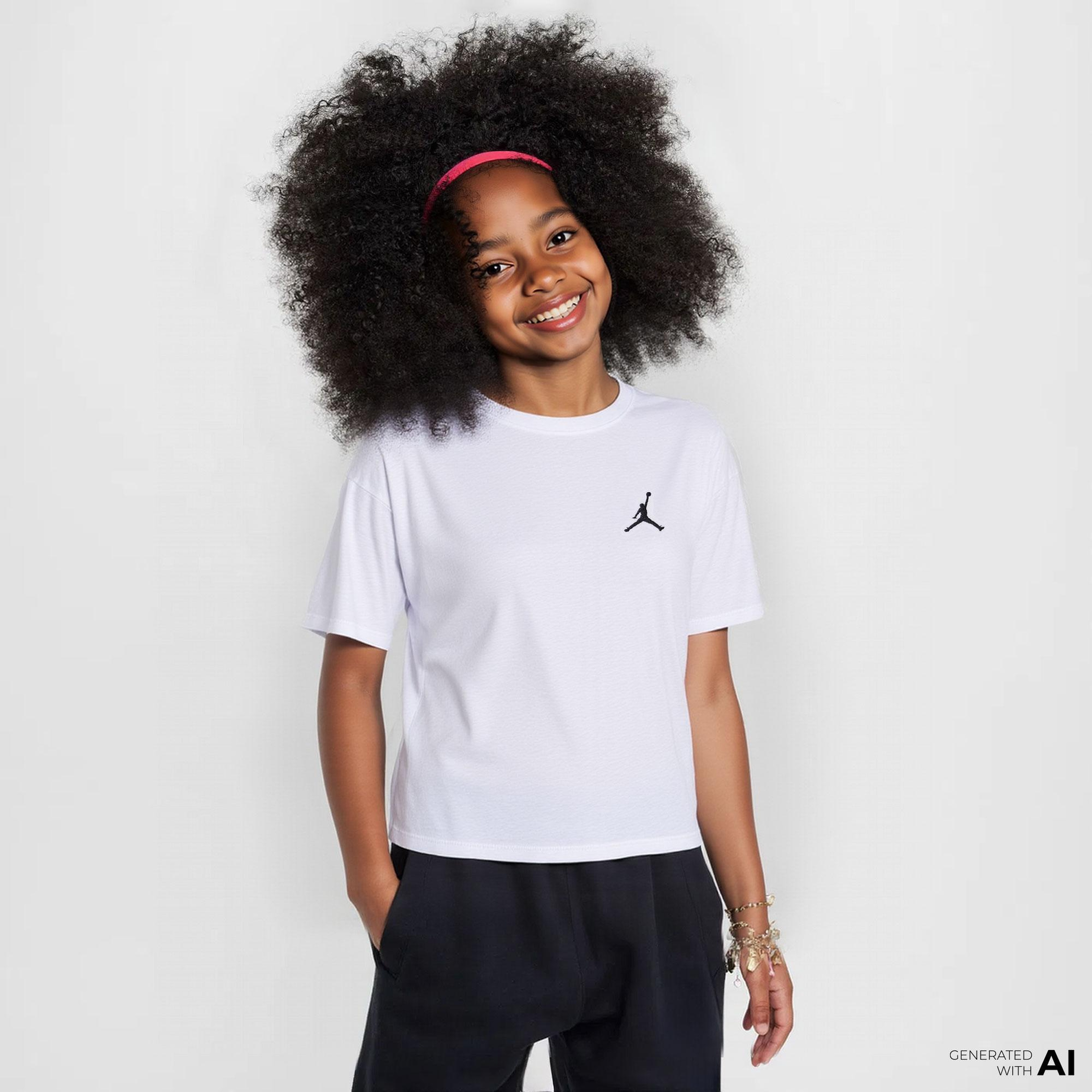 Jordan Brooklyn Essentials Çocuk Beyaz T-Shirt