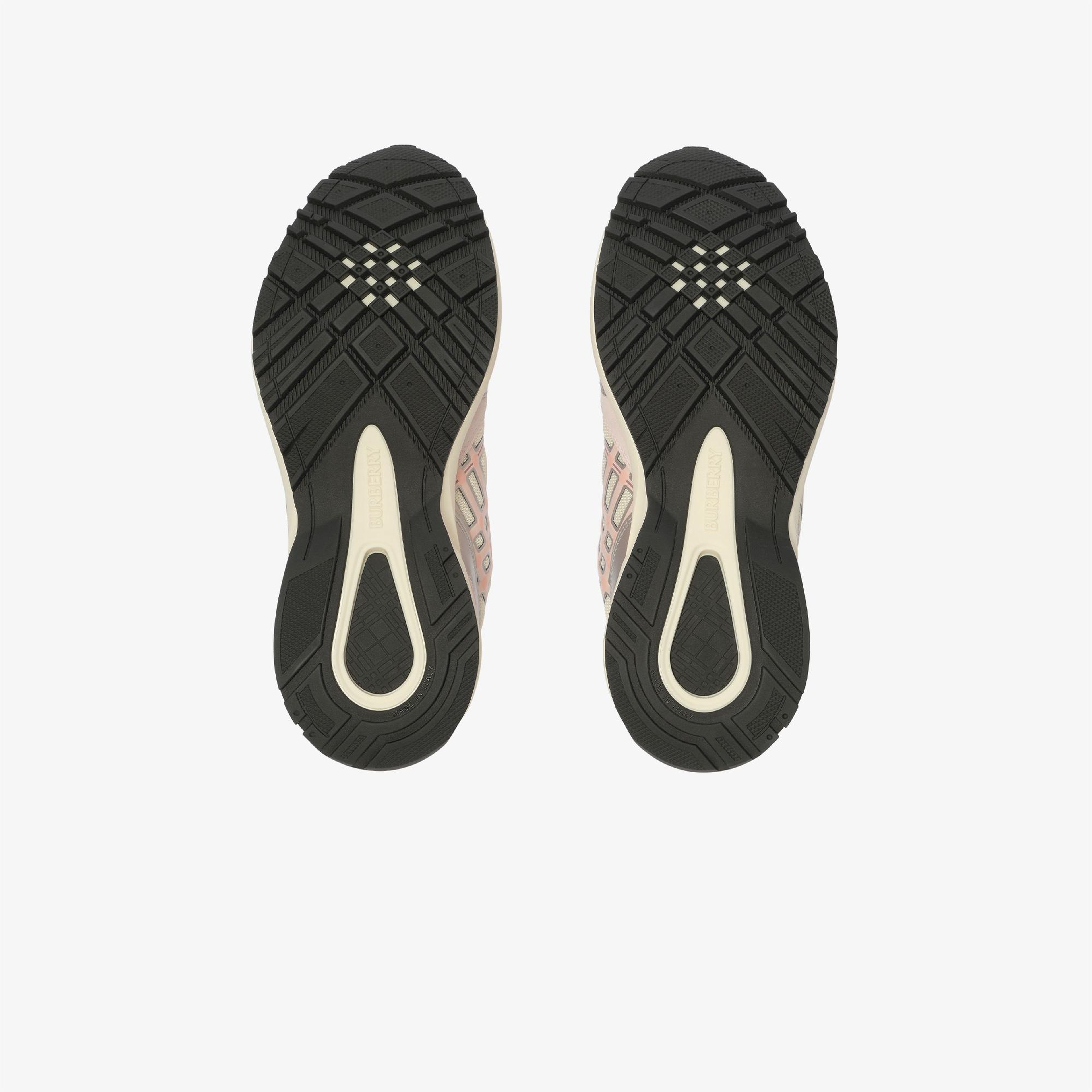 Burberry Eclipse Runner Kadın Pembe Sneaker