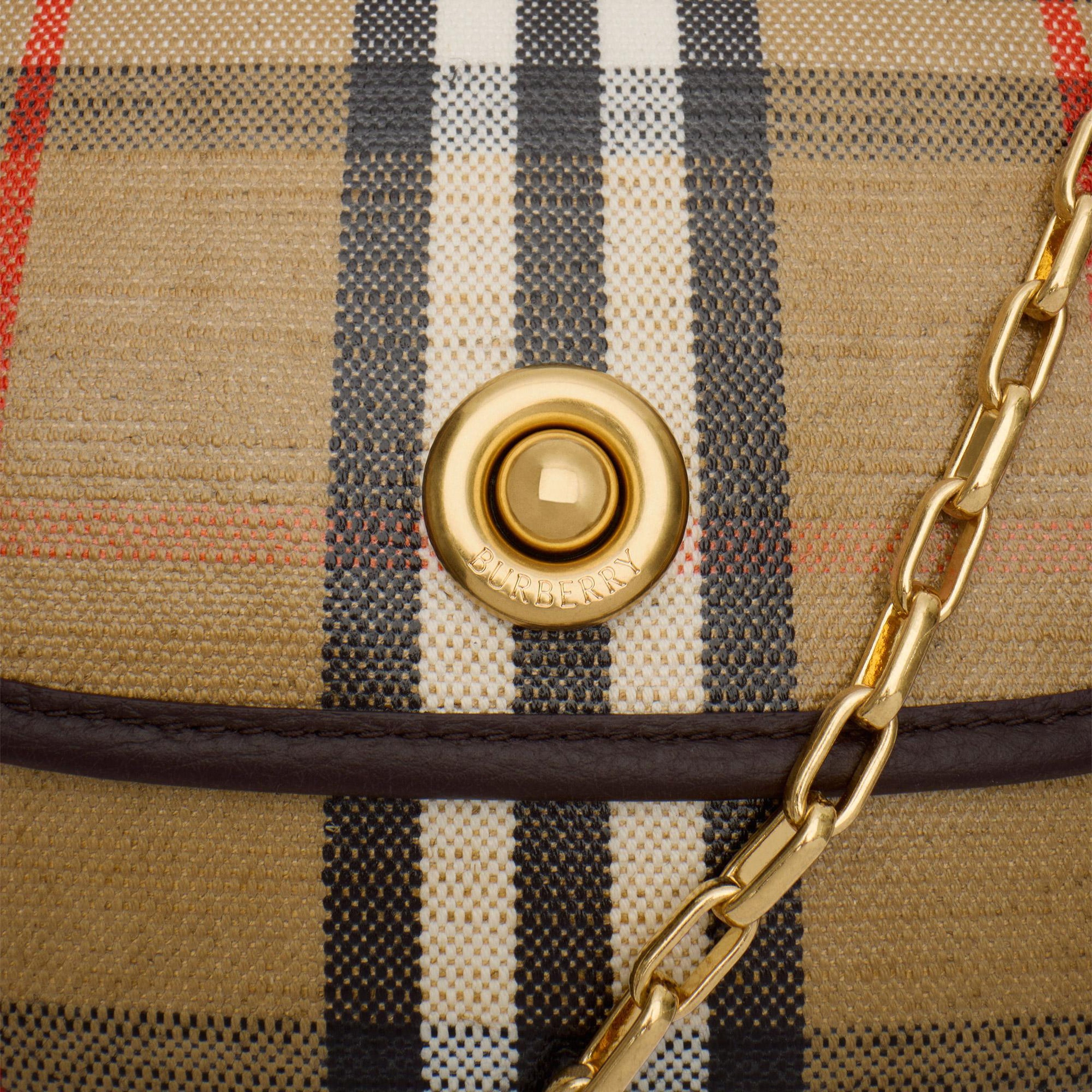 Burberry Highlands Chain Kadın Bej Omuz Çantası
