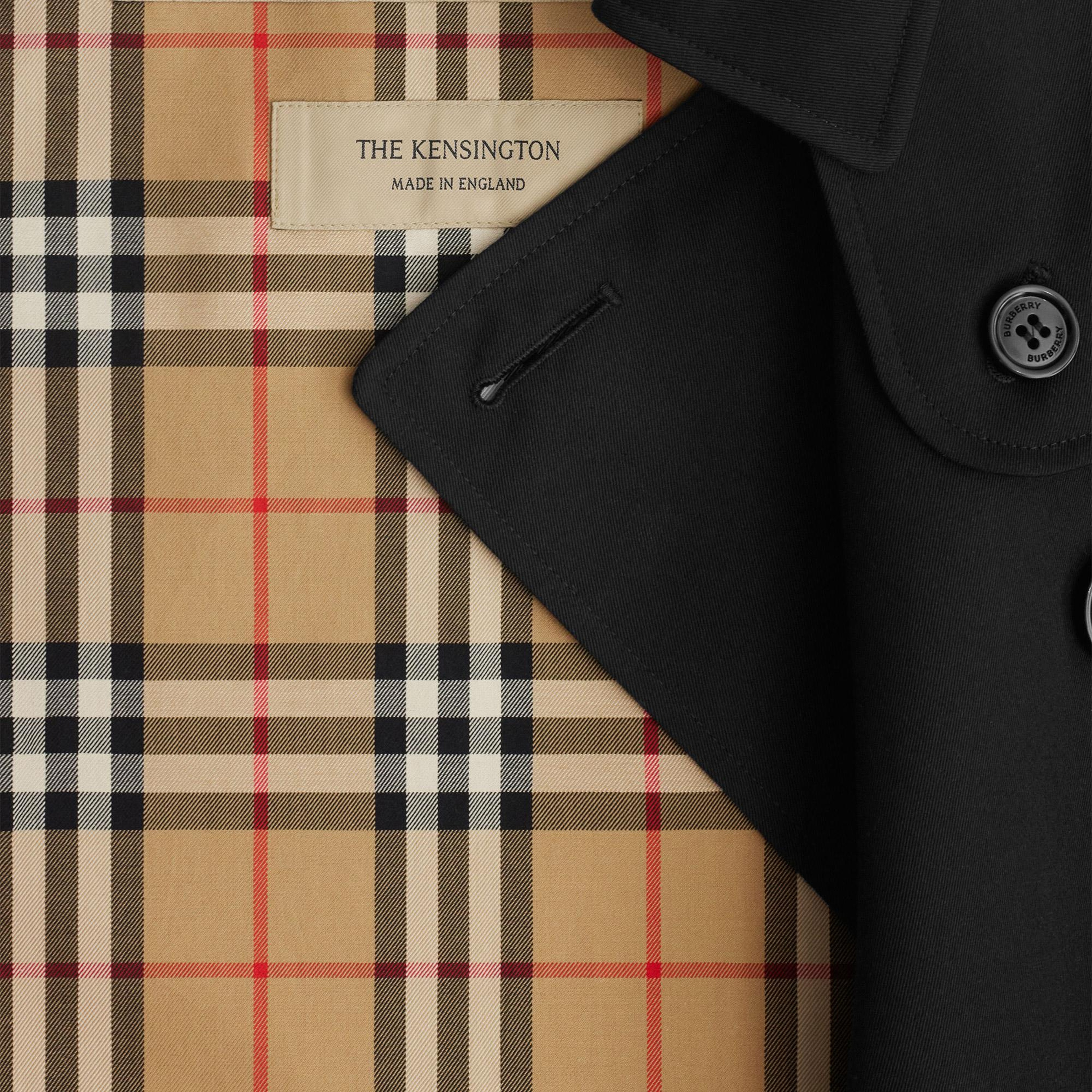Burberry Short Kensington Heritage Kadın Siyah Trençkot