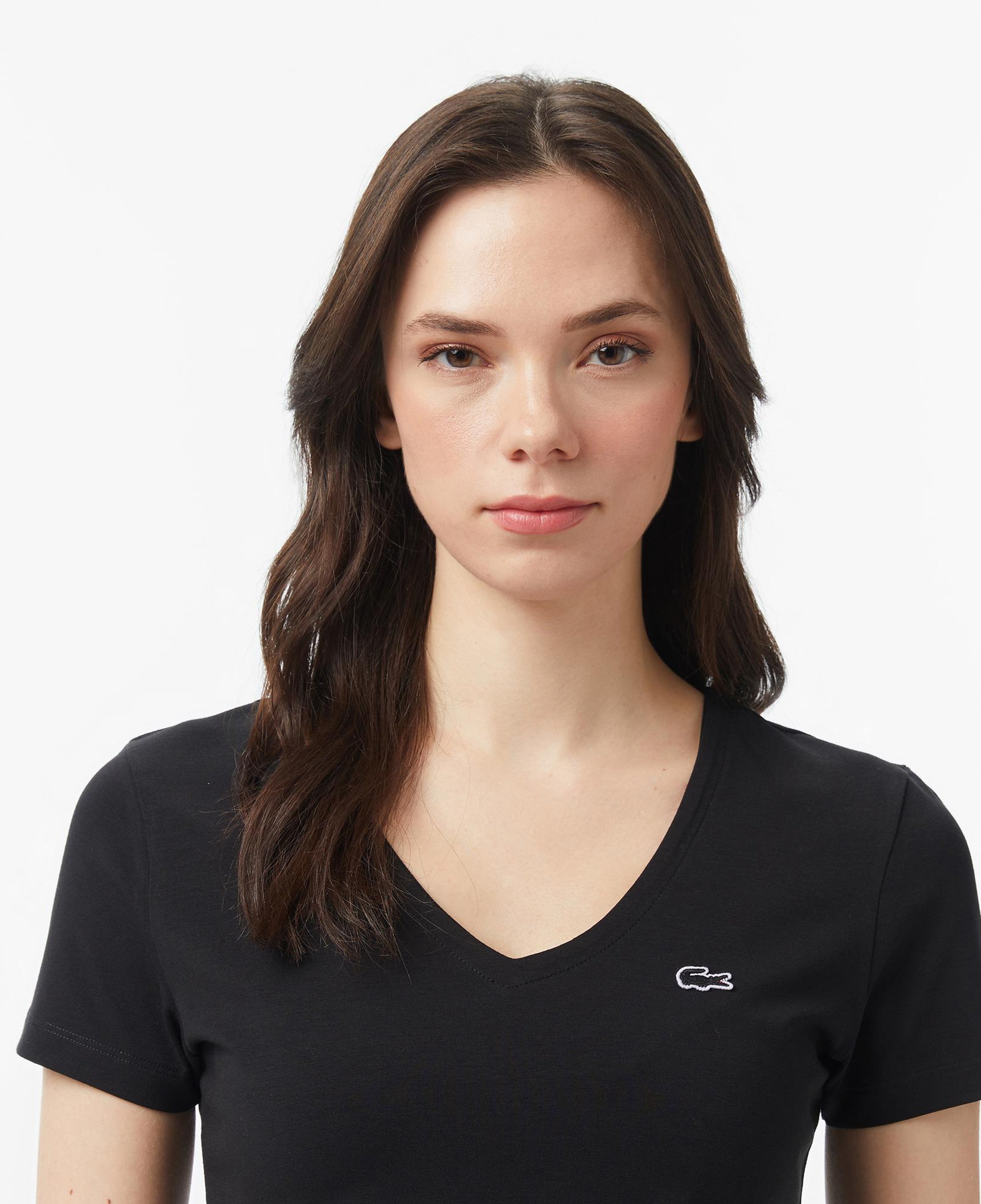 Kadın Slim Fit V Yaka Siyah T-Shirt