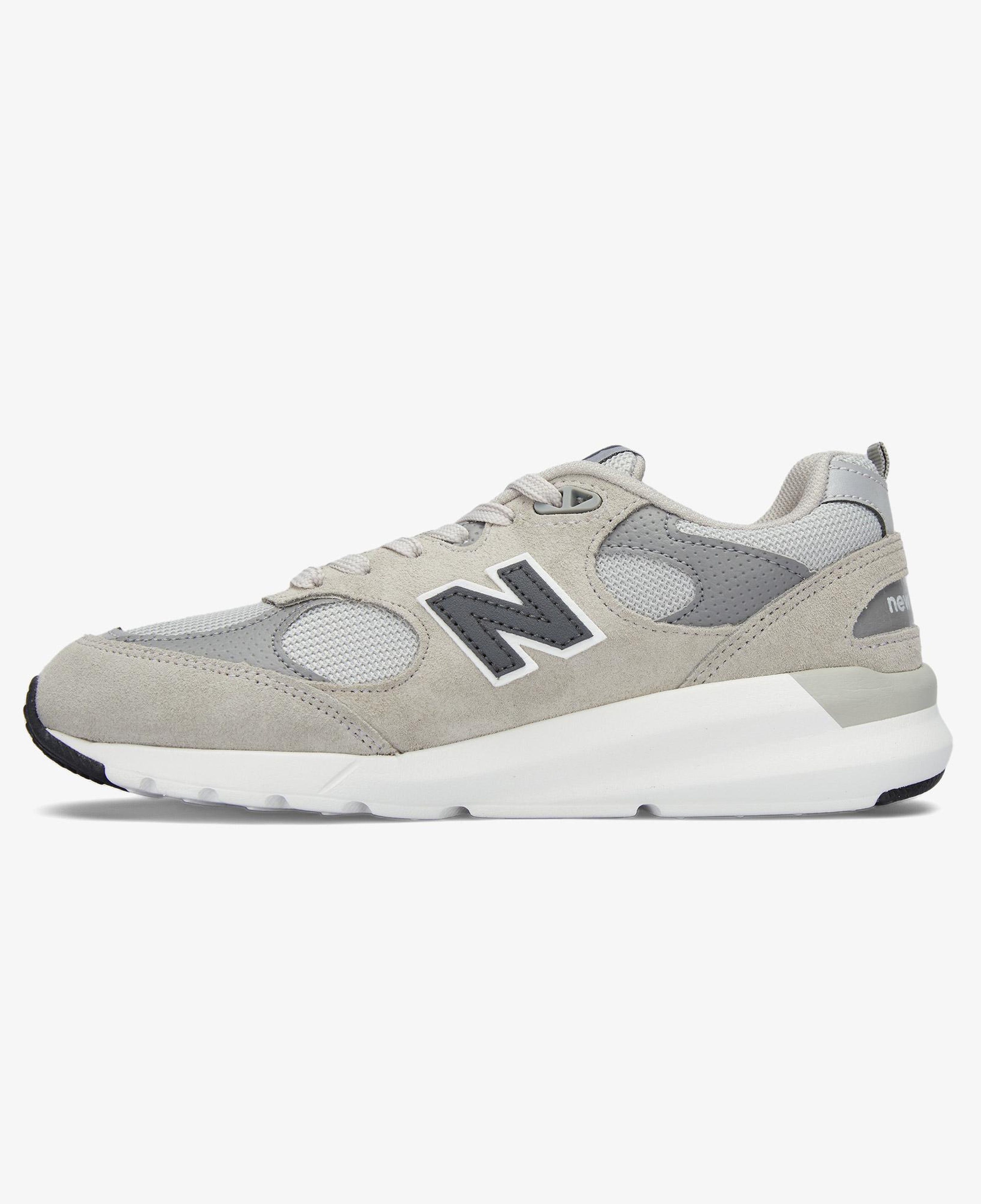 New Balance 109 Kadın Beyaz Spor Ayakkabı