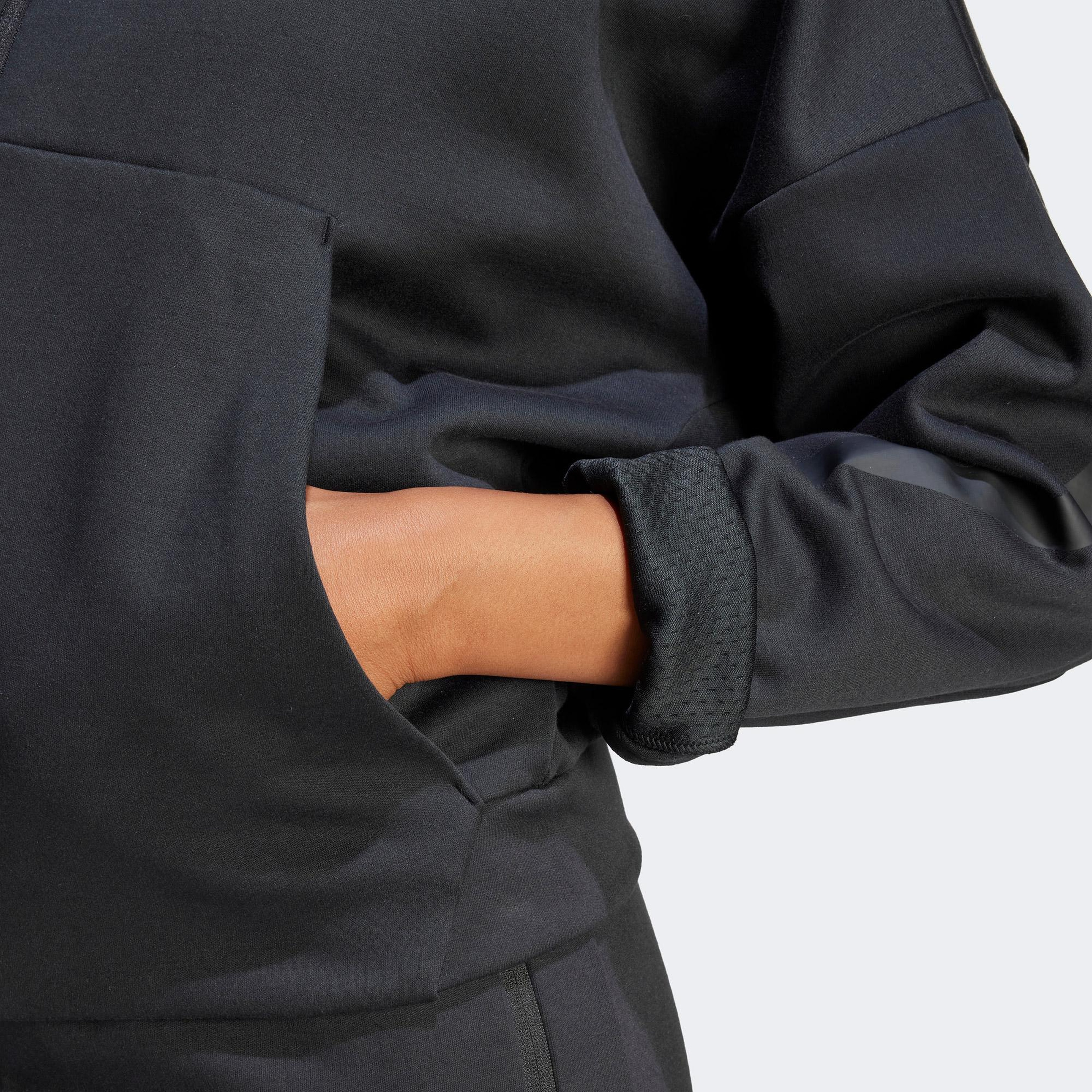 adidas ZNE Kadın Siyah Günlük Sweatshirt