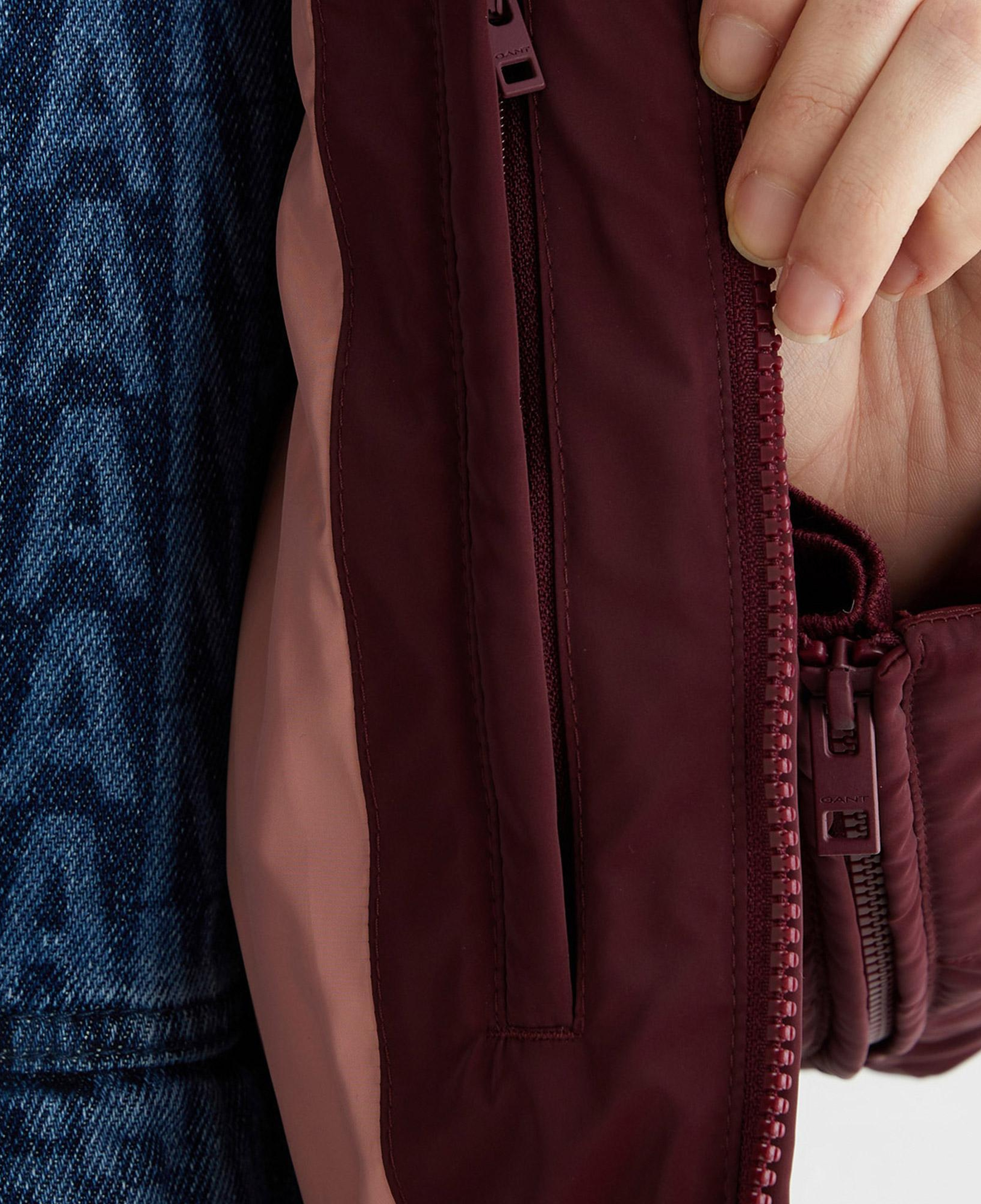 GANT Kadın Bordo Regular Fit Fermuarlı Mont